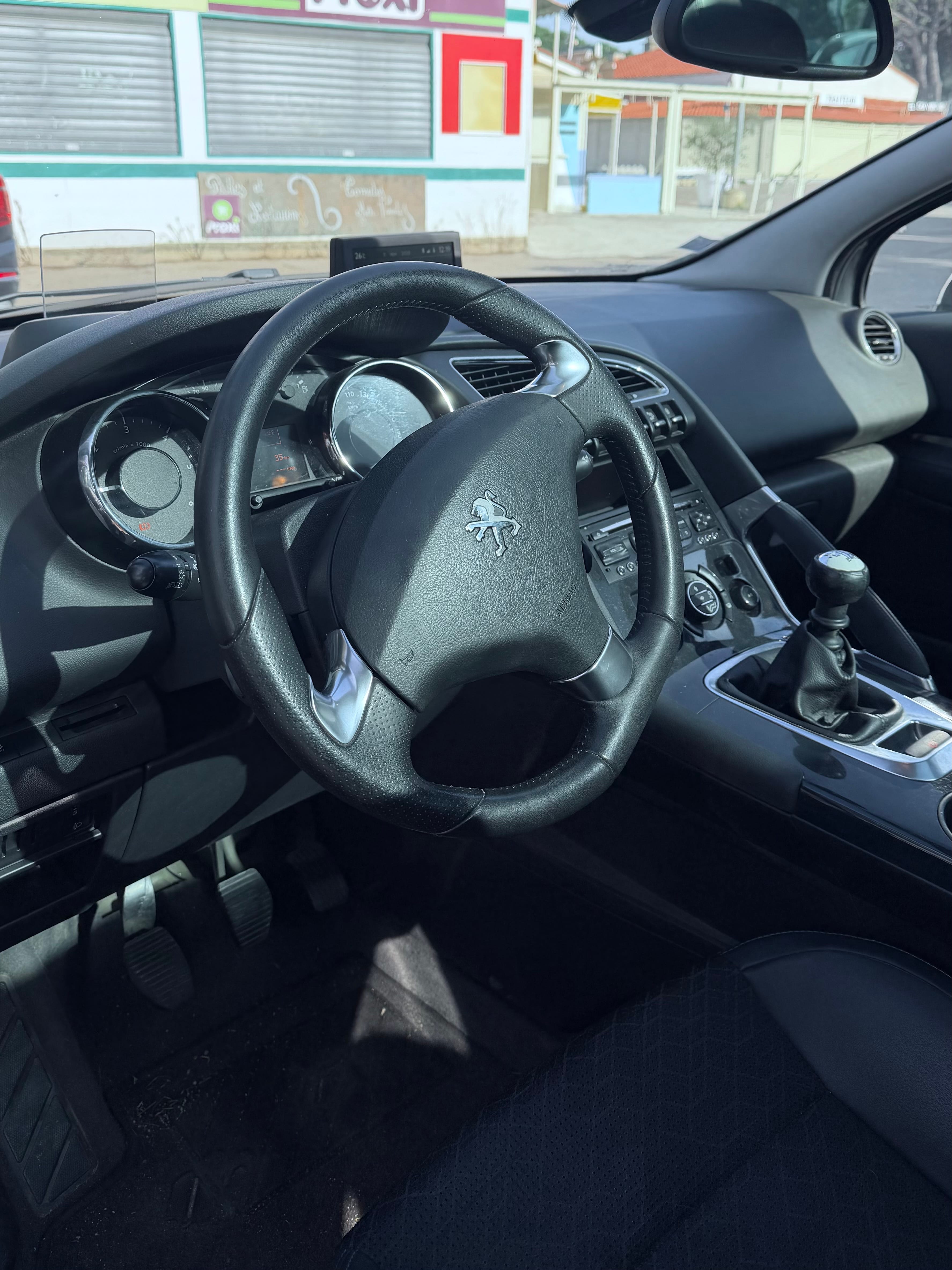 Peugeot 3008 avec Siège bébé