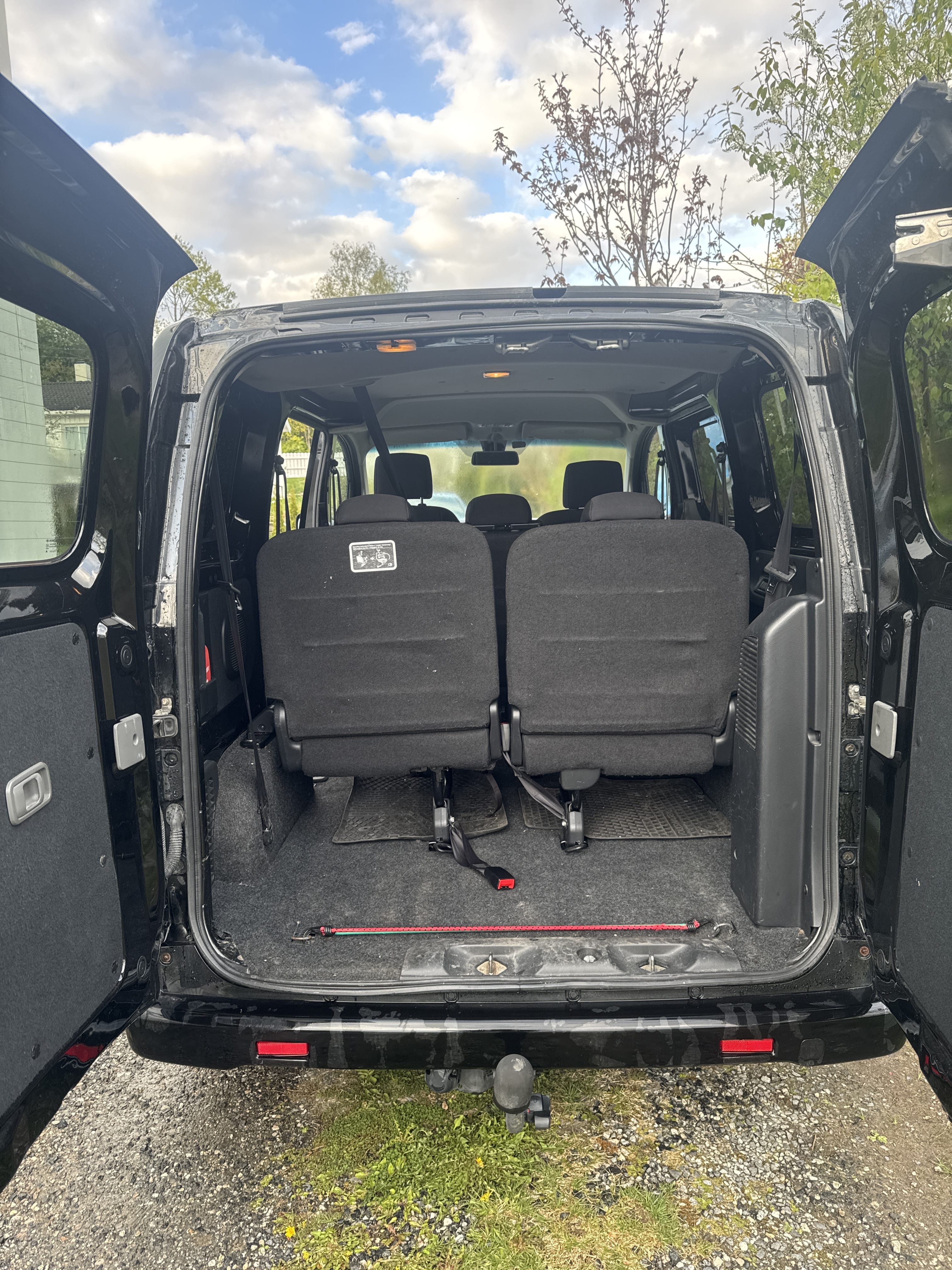 Nissan NV200 Family 7 seater med USB ladeuttak
