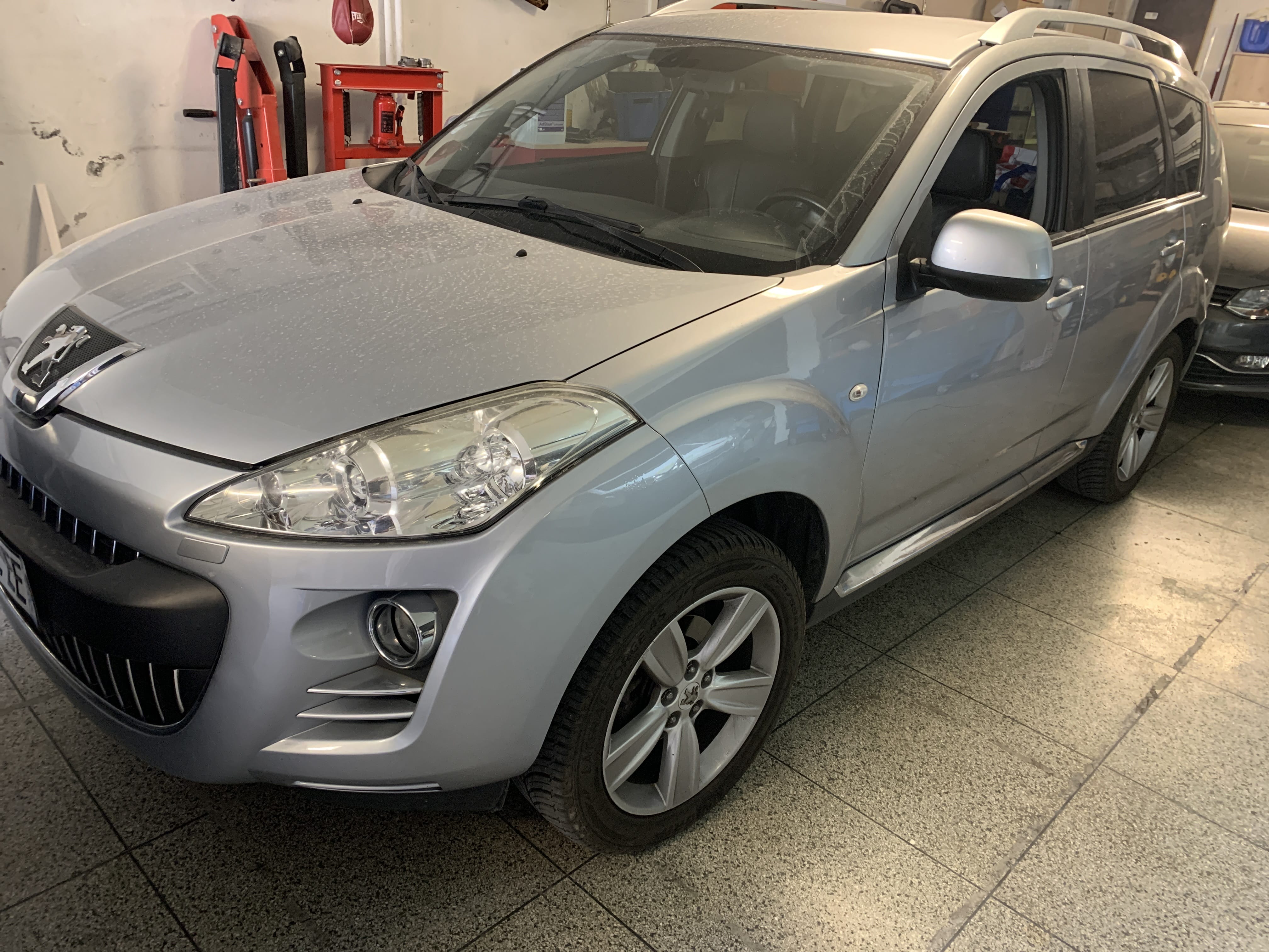 Peugeot 4007, 2011, Diesel, automatique, 7 places