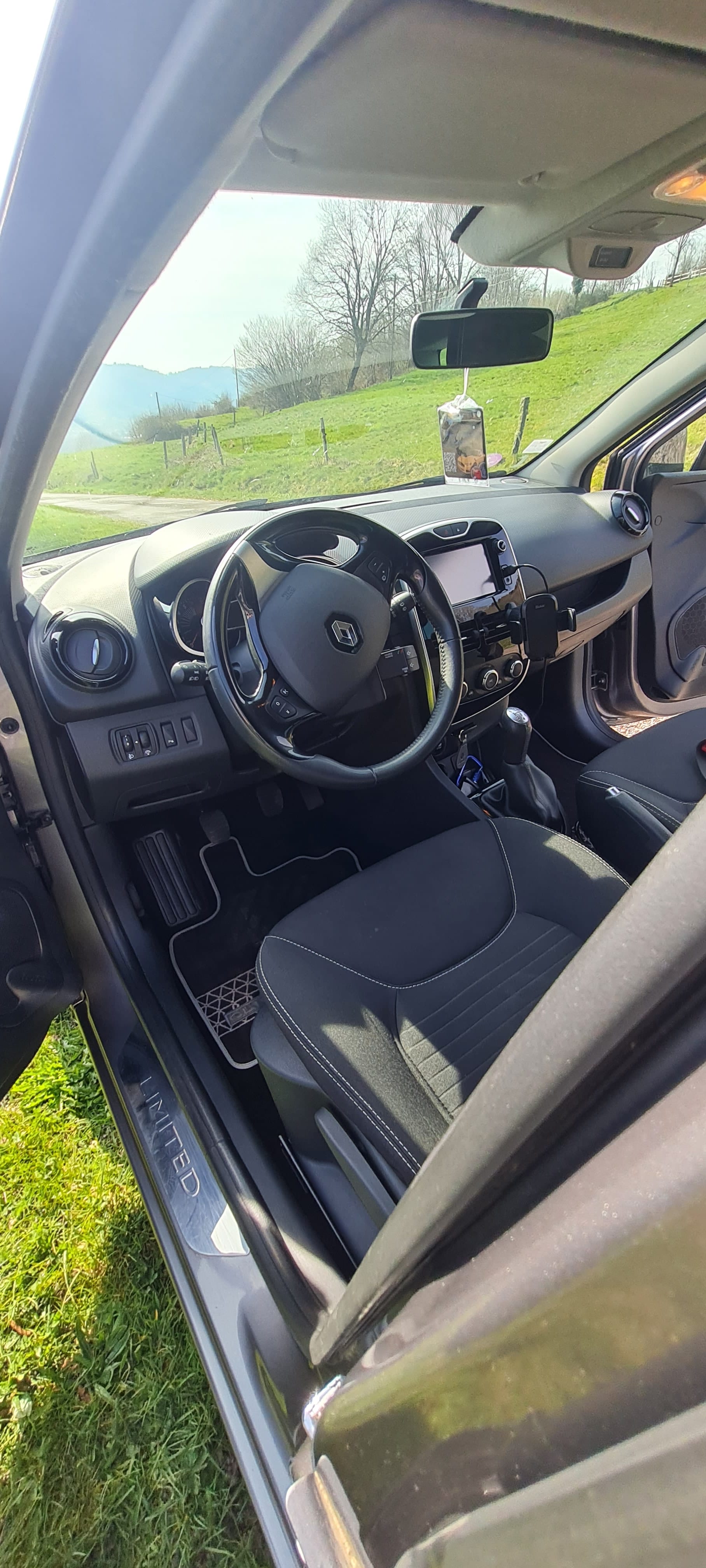 Renault Clio Estate 0.9 Tce avec Régulateur de vitesse