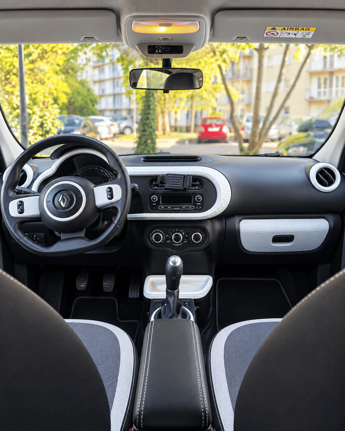 Renault Twingo 3 Limited Essence SCE 70 avec Port USB