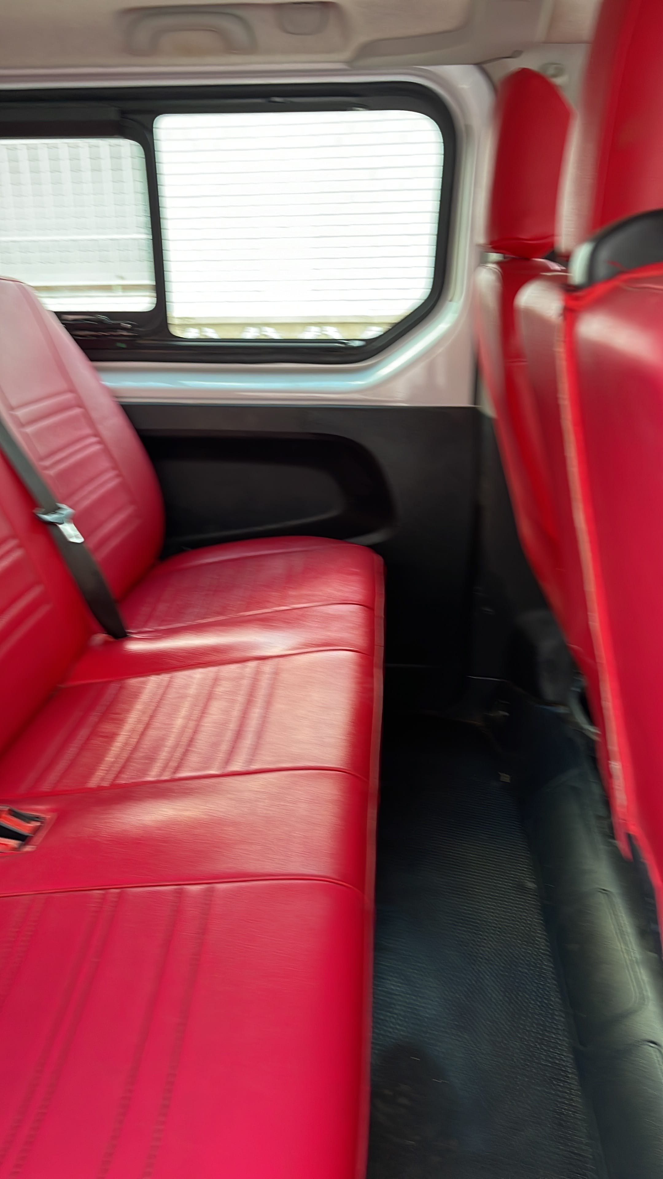 Nissan NV300 con Apple CarPlay