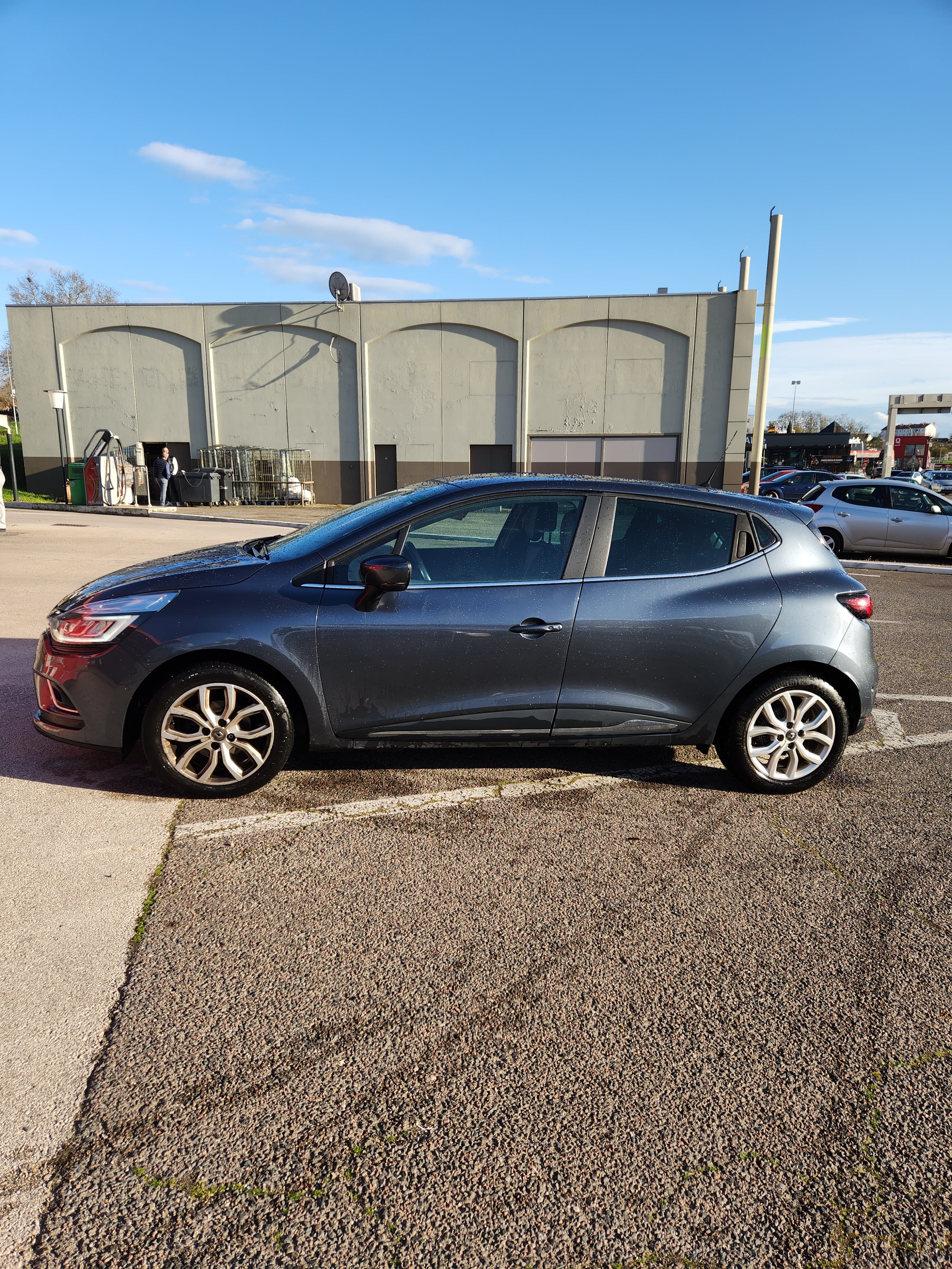 Renault Clio avec Climatisation