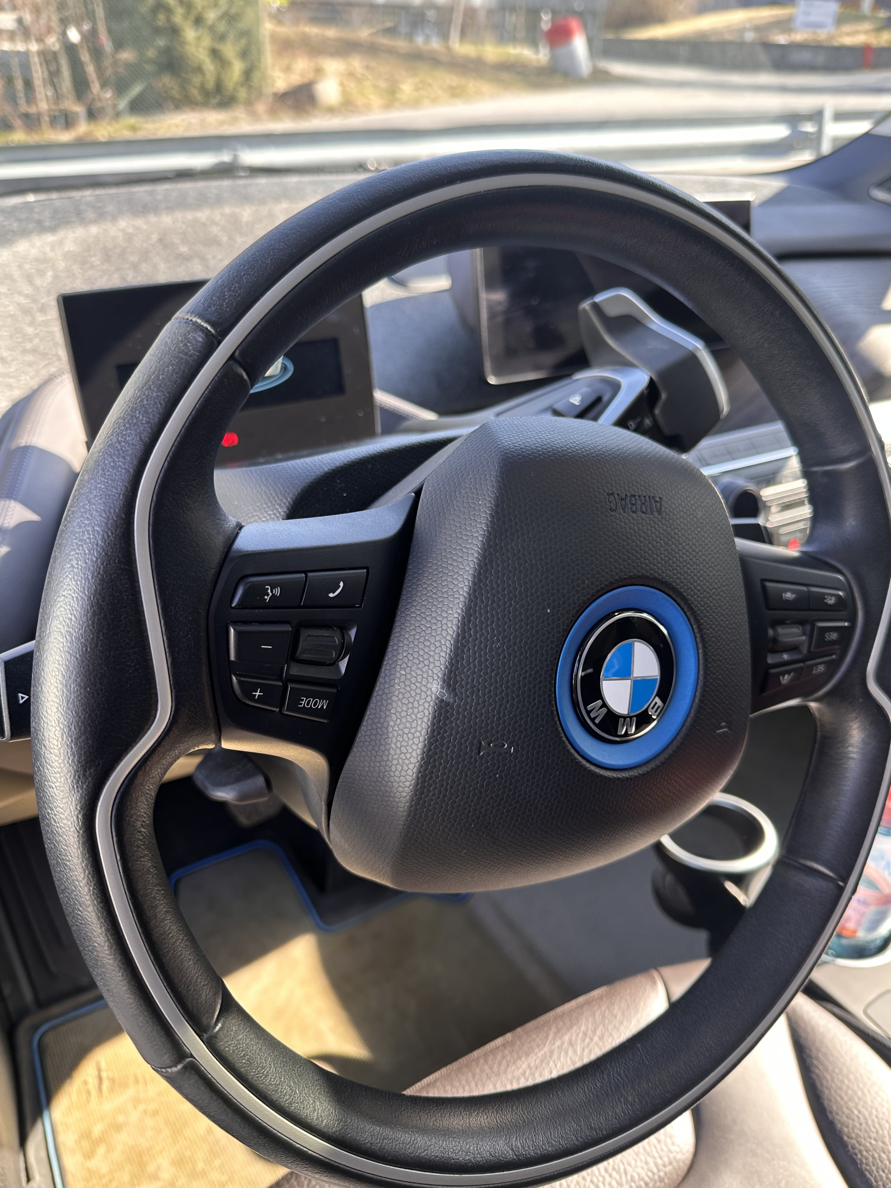 BMW i3s med Cruisekontroll