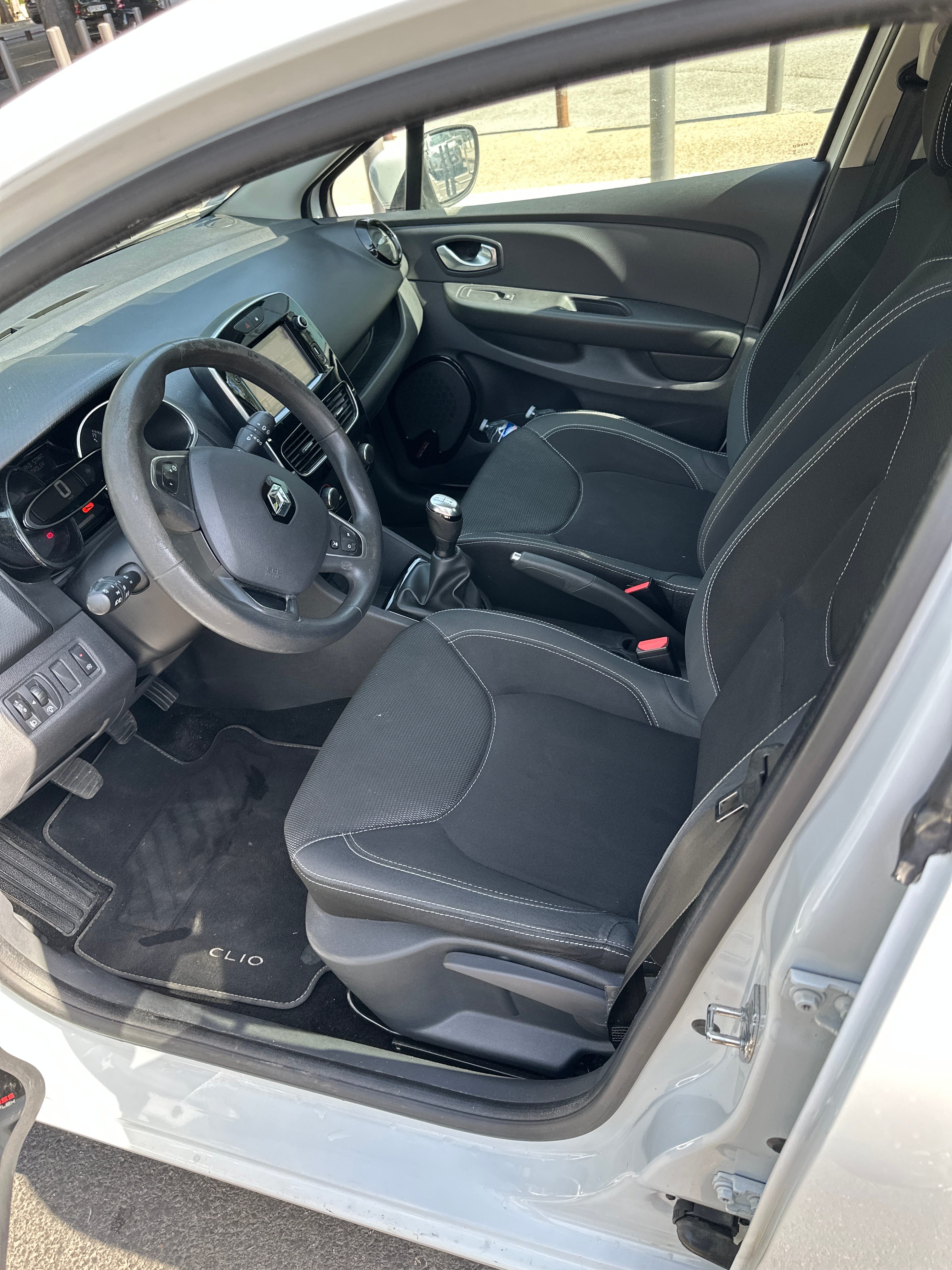 Renault Clio met USB-oplaadpoorten