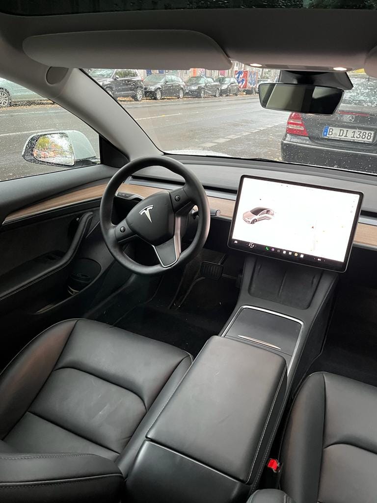 Tesla Model 3 mit Tempomat