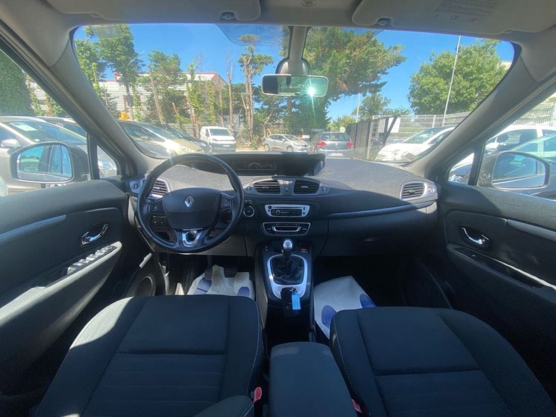 Renault Scenic Essence (24018) DL209GD avec Régulateur de vitesse
