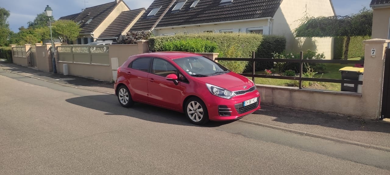 Kia Rio avec Climatisation
