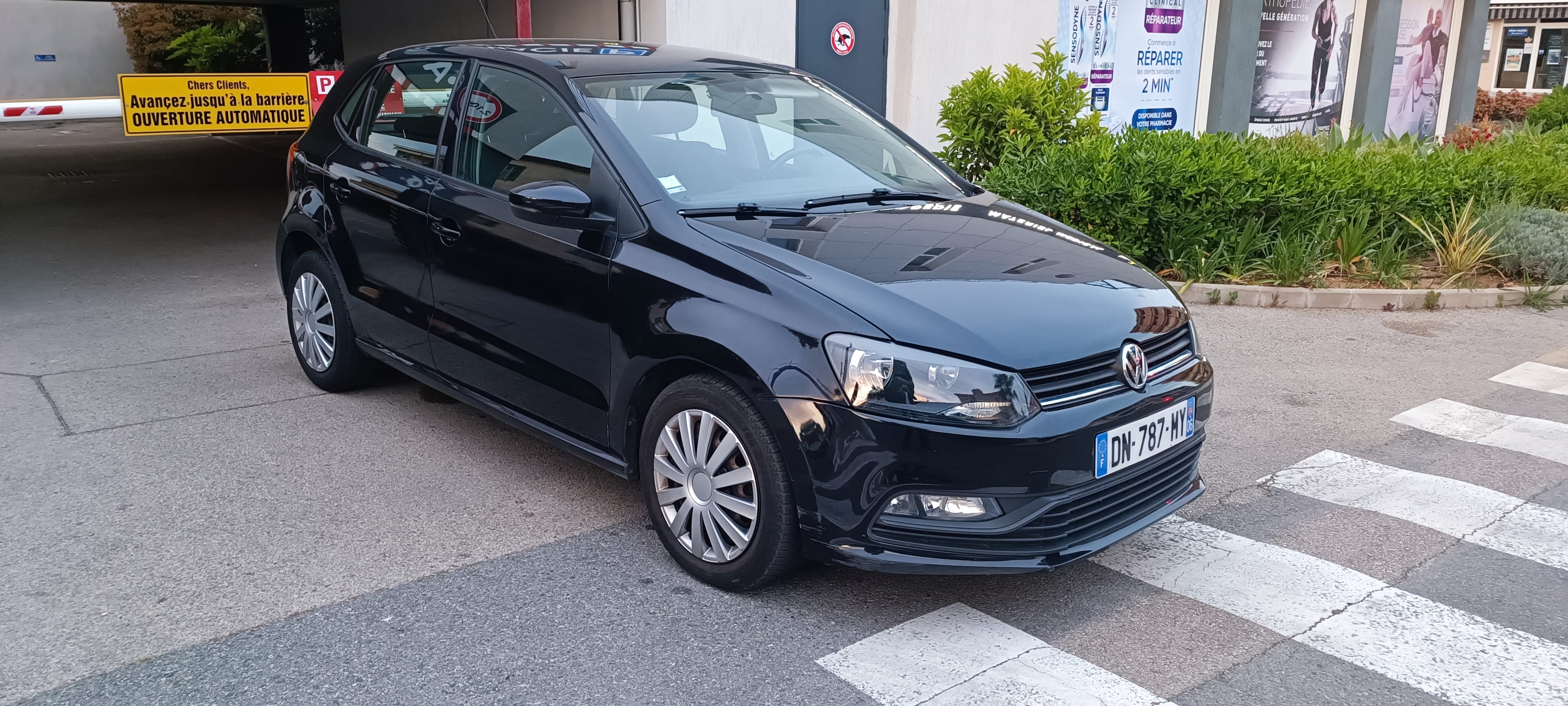 Volkswagen Polo avec Autoradio