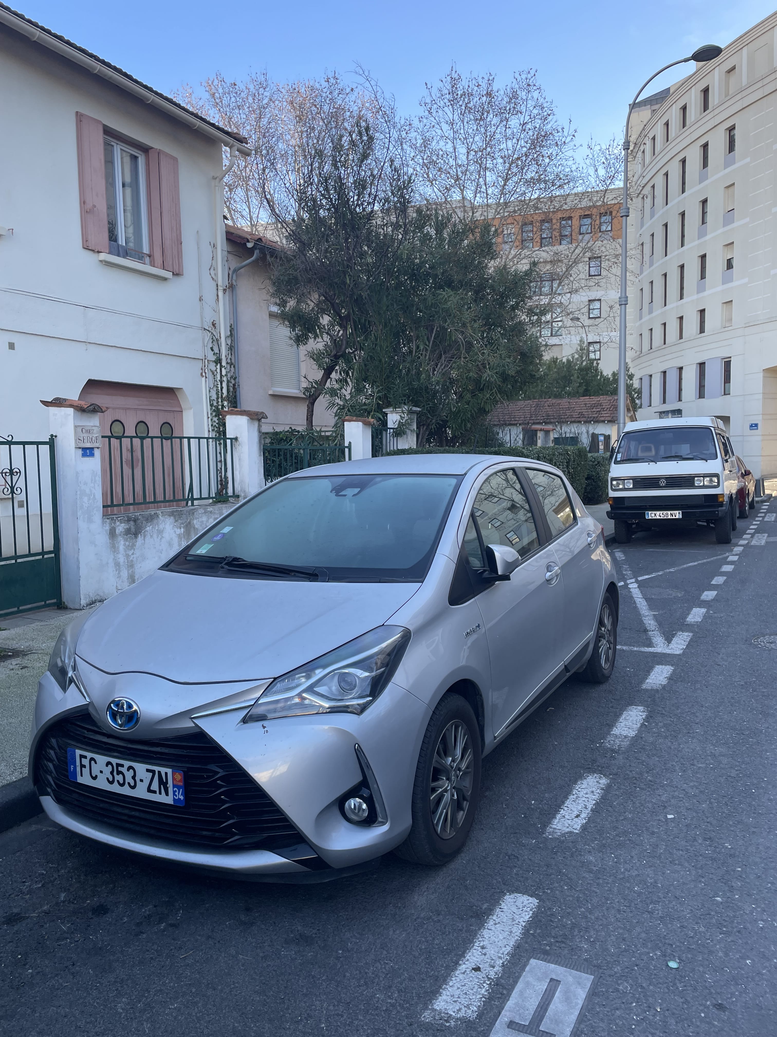 Toyota Yaris Hybride, 2019, Essence 95 / Électrique (hybride), automatique