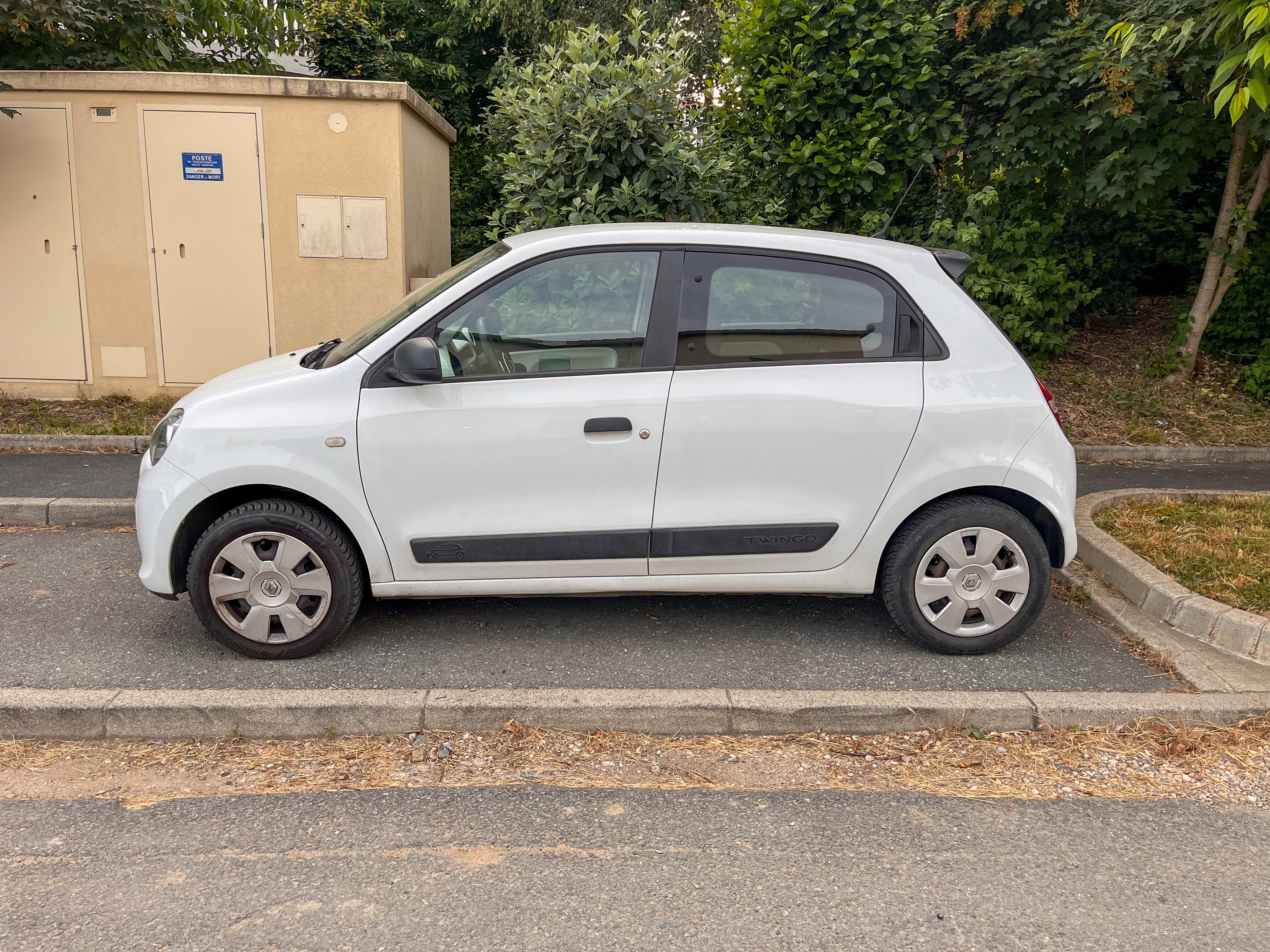 Renault Twingo III 1.0 Life avec Port USB