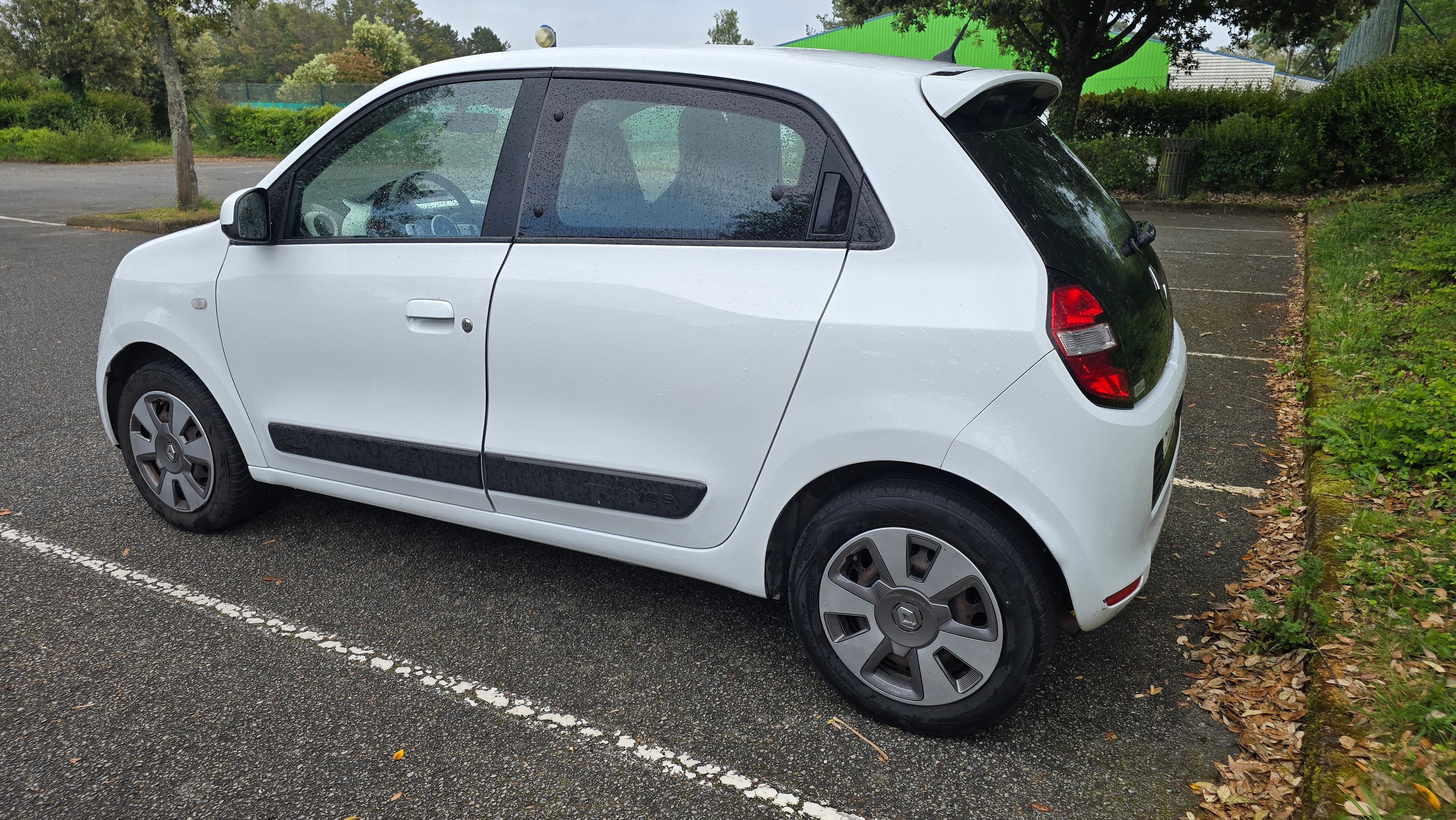 Renault Twingo III avec Siège bébé