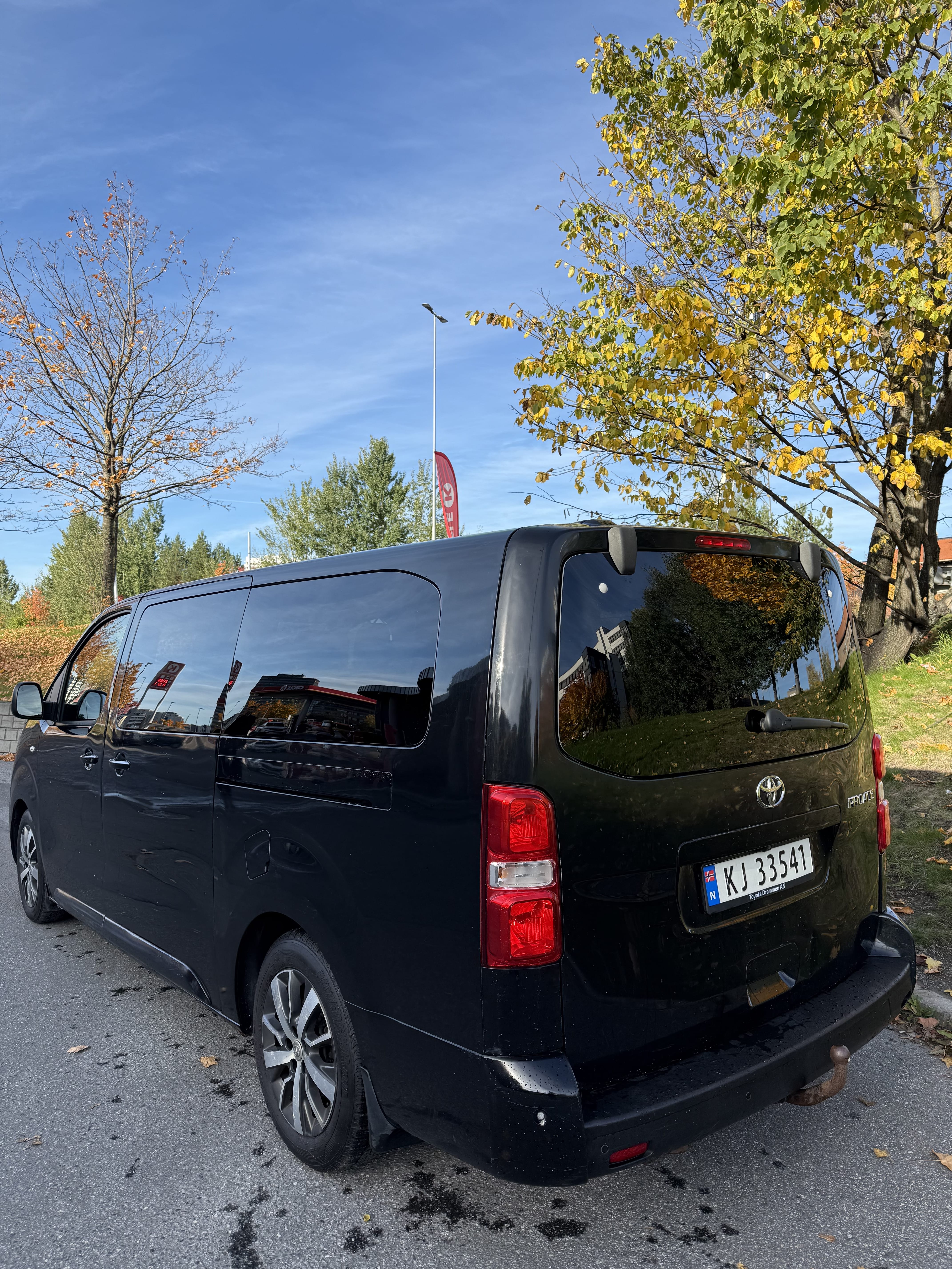 Toyota Proace Verso with GPS