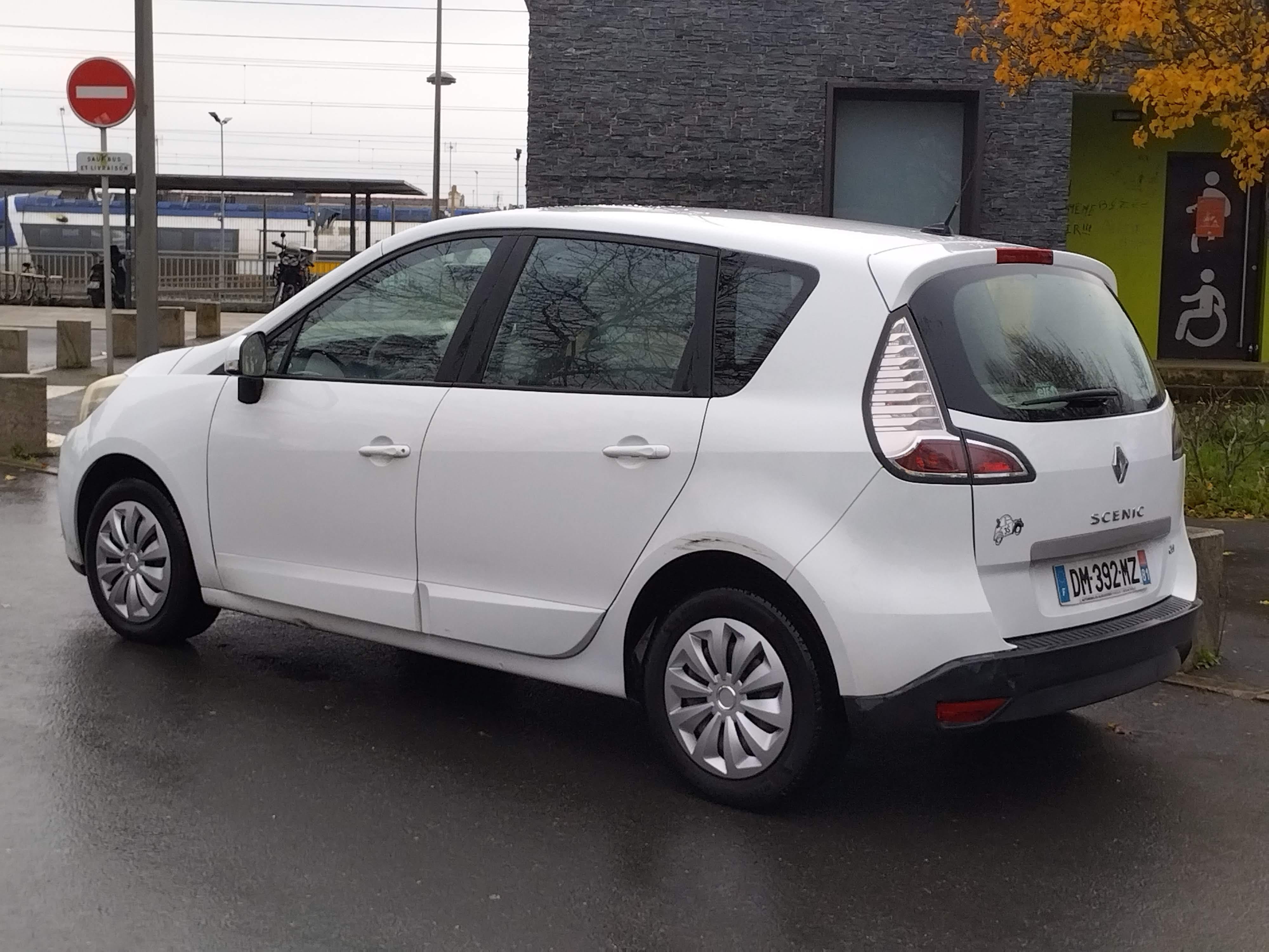 Renault Scenic avec Régulateur de vitesse