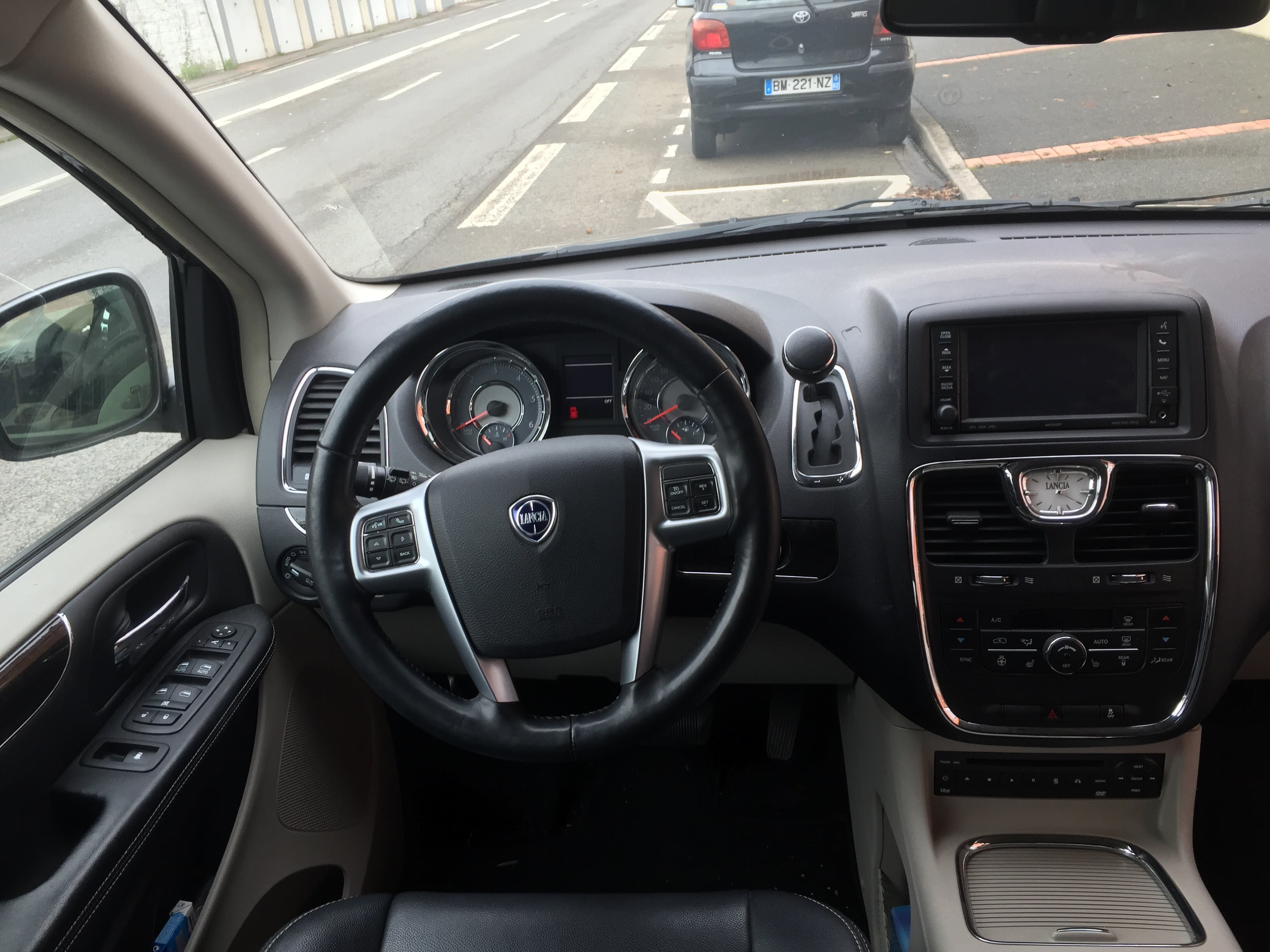 Lancia Voyager avec Régulateur de vitesse