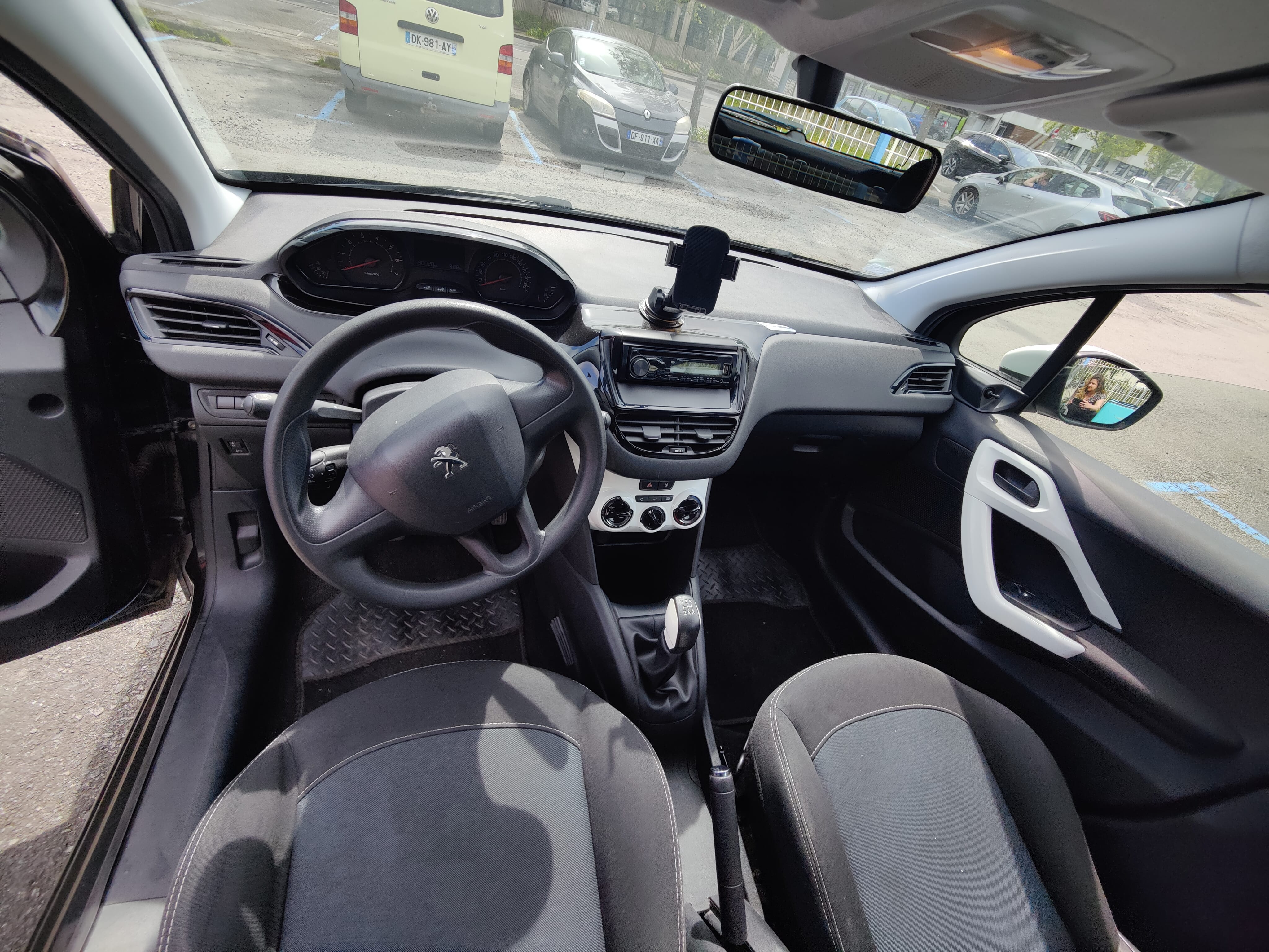 Peugeot 208 avec Climatisation
