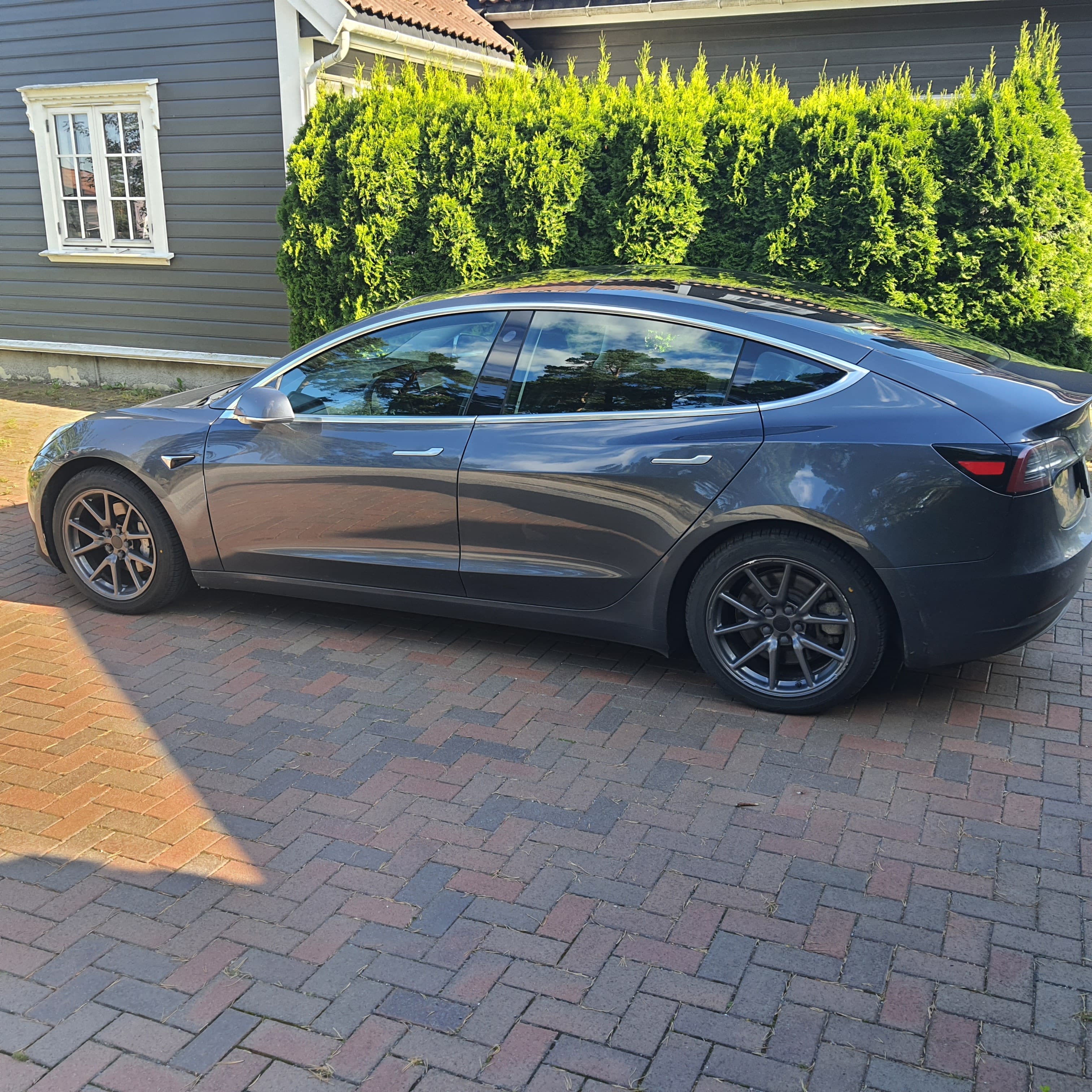 Tesla Model 3 med Aircondition