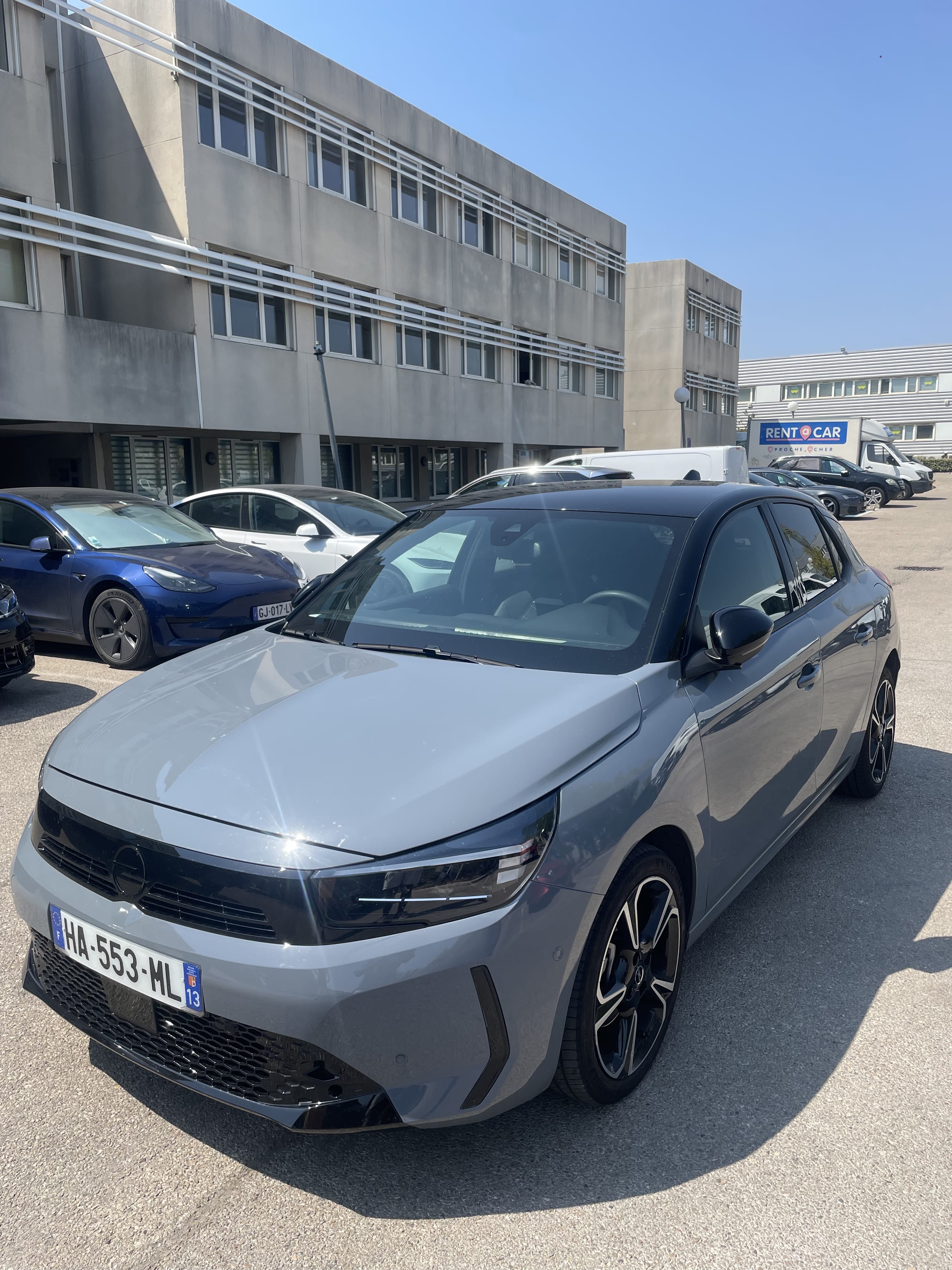 Opel Corsa, 2024, Essence 95 / Électrique (hybride), automatique