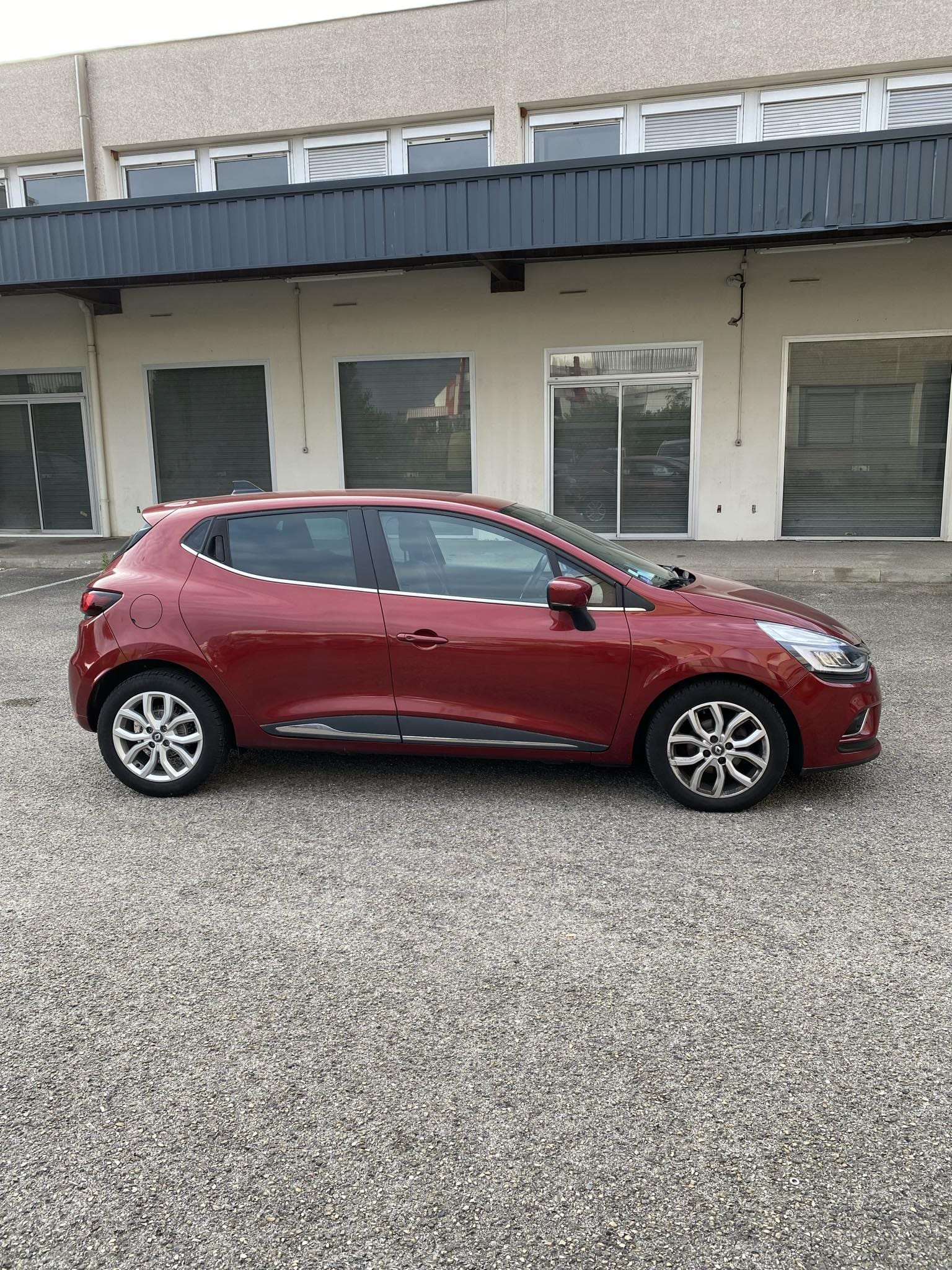 Renault Clio Intense 125 ch avec Climatisation