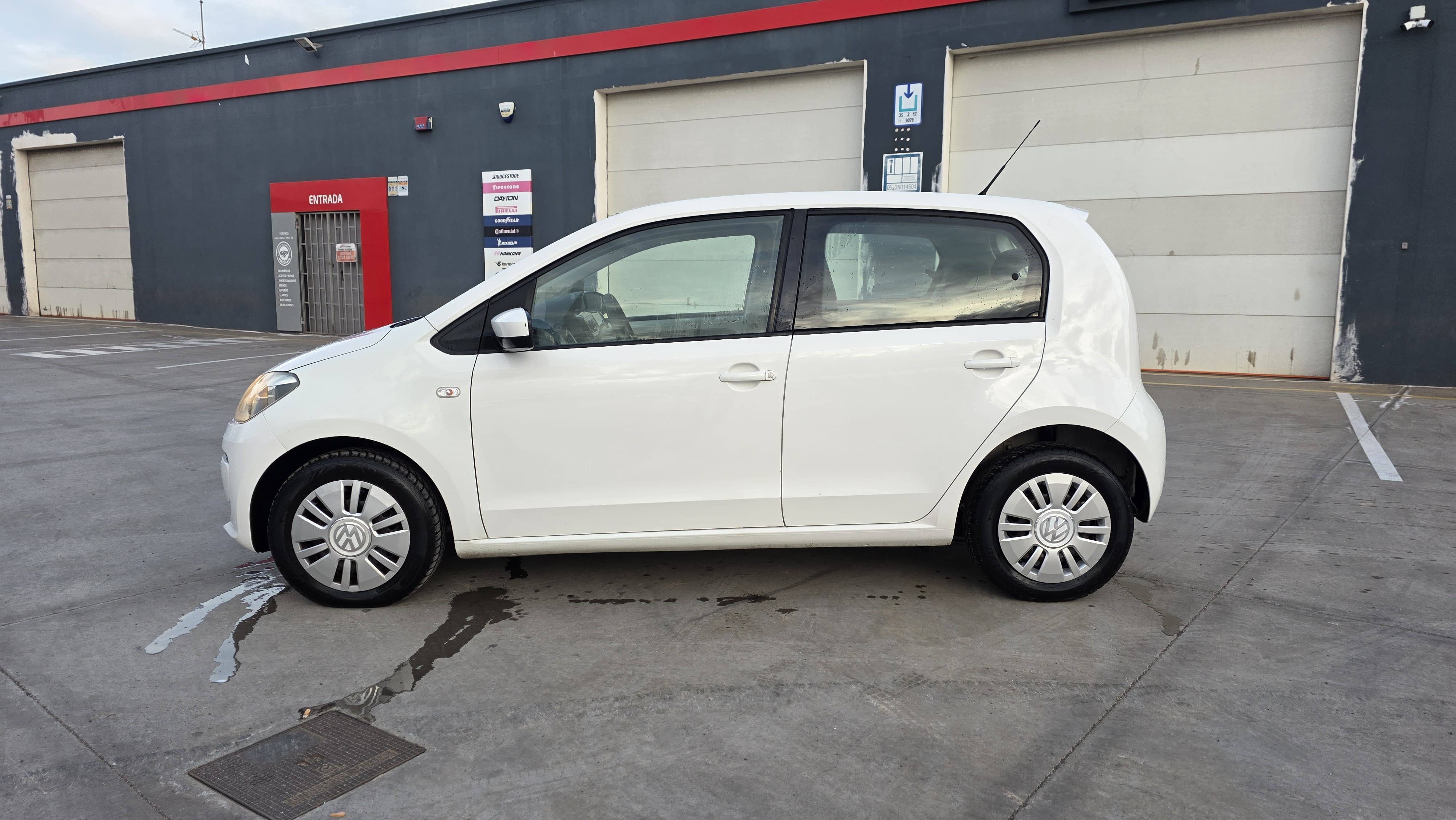 Volkswagen Up! con Aire acondicionado