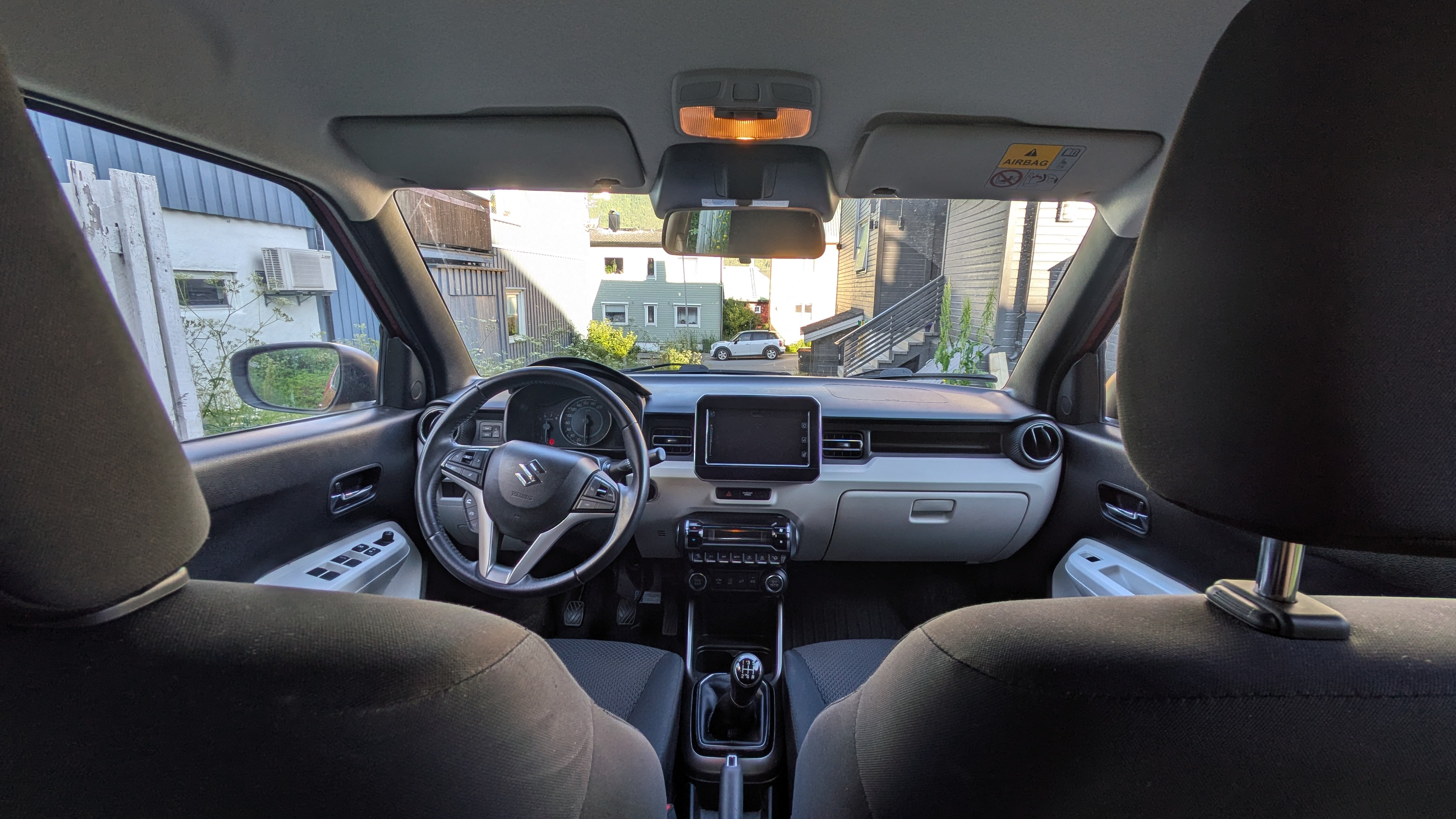 Suzuki Ignis med Cruisekontroll