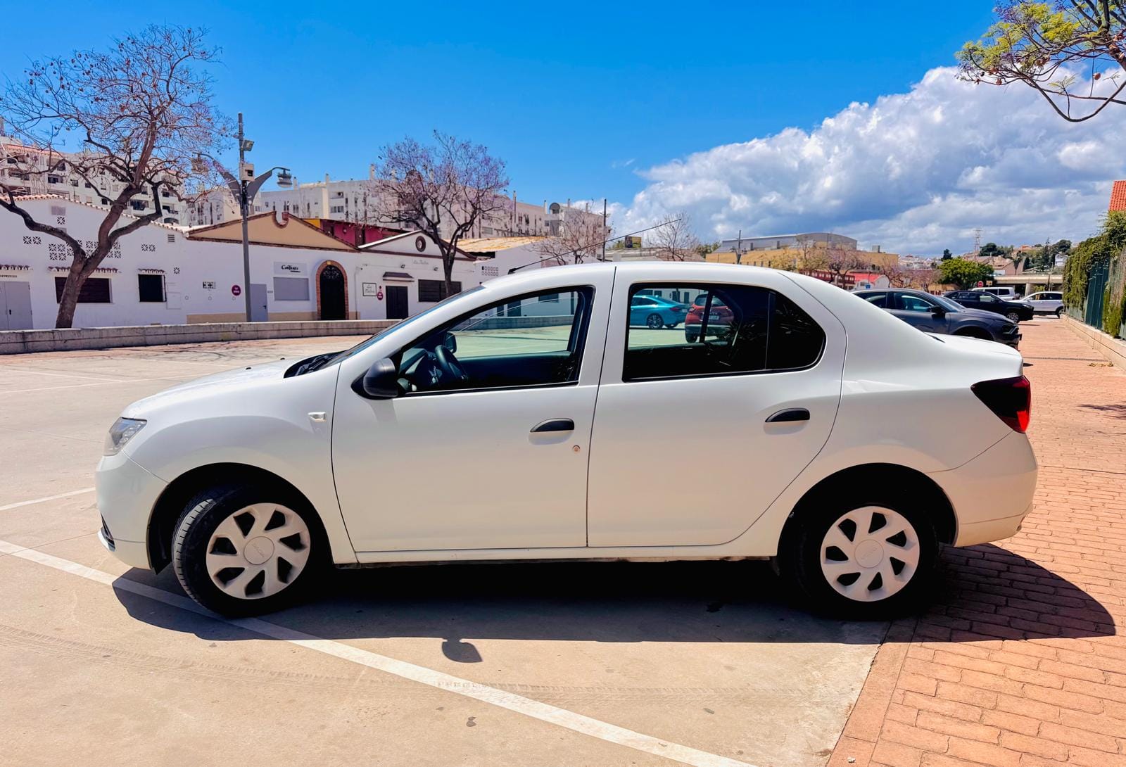 Dacia Logan con Aire acondicionado