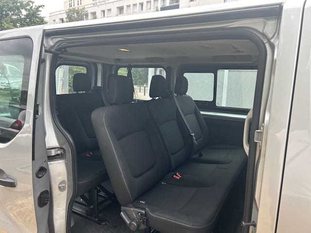 Renault Trafic Passenger met Cruise control