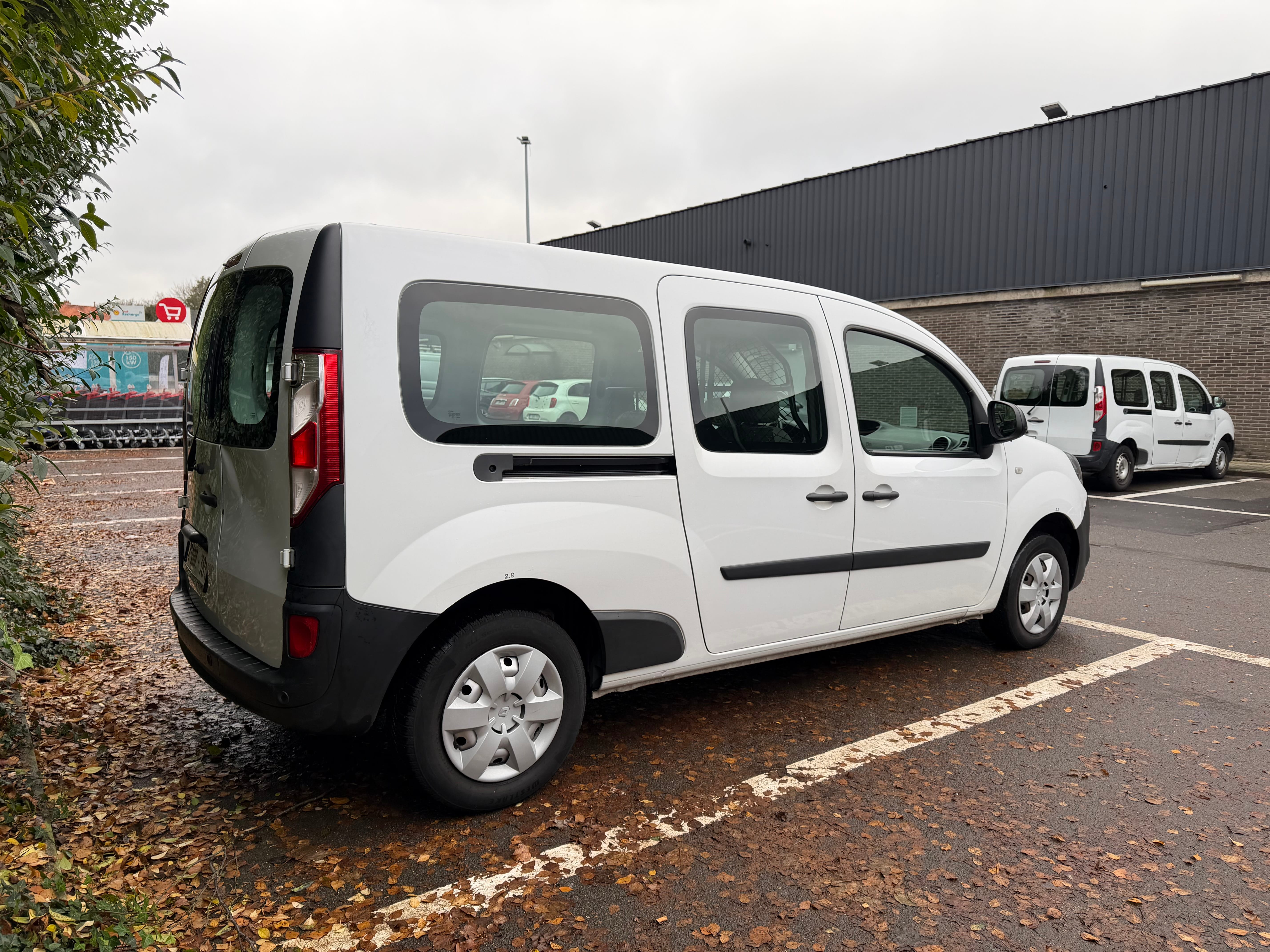 Renault Kangoo Bestelwagen Express Maxi 1.5 Blue dCi Confort met USB-oplaadpoorten