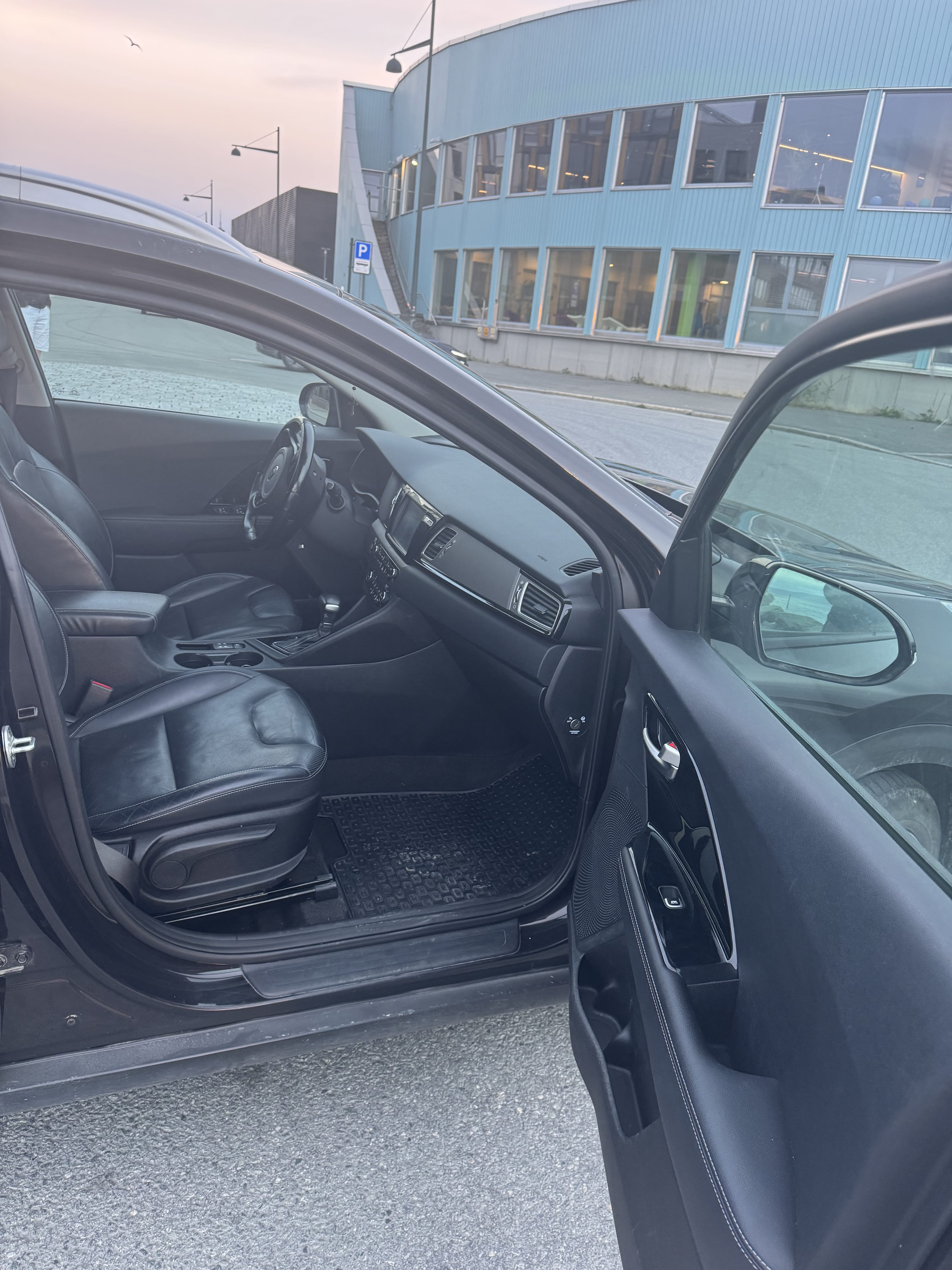 Kia Niro Plug-in Hybrid LX med Cruisekontroll