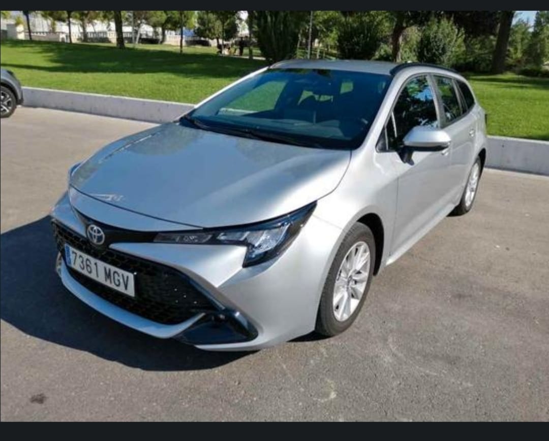 Toyota Corolla, 2023, Gasolina 95 / Eléctrico (híbrido)