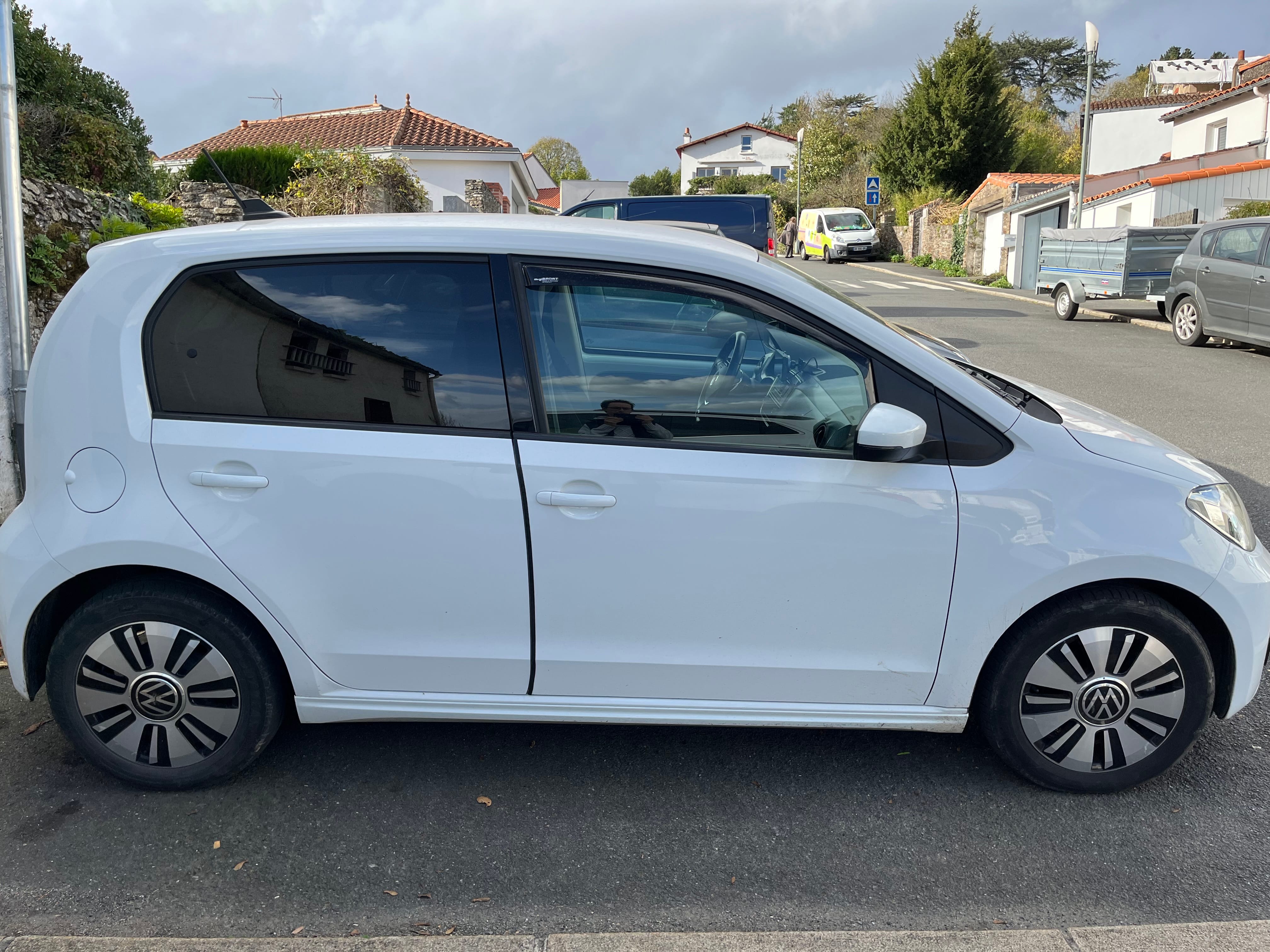 Volkswagen e-Up ! avec Climatisation