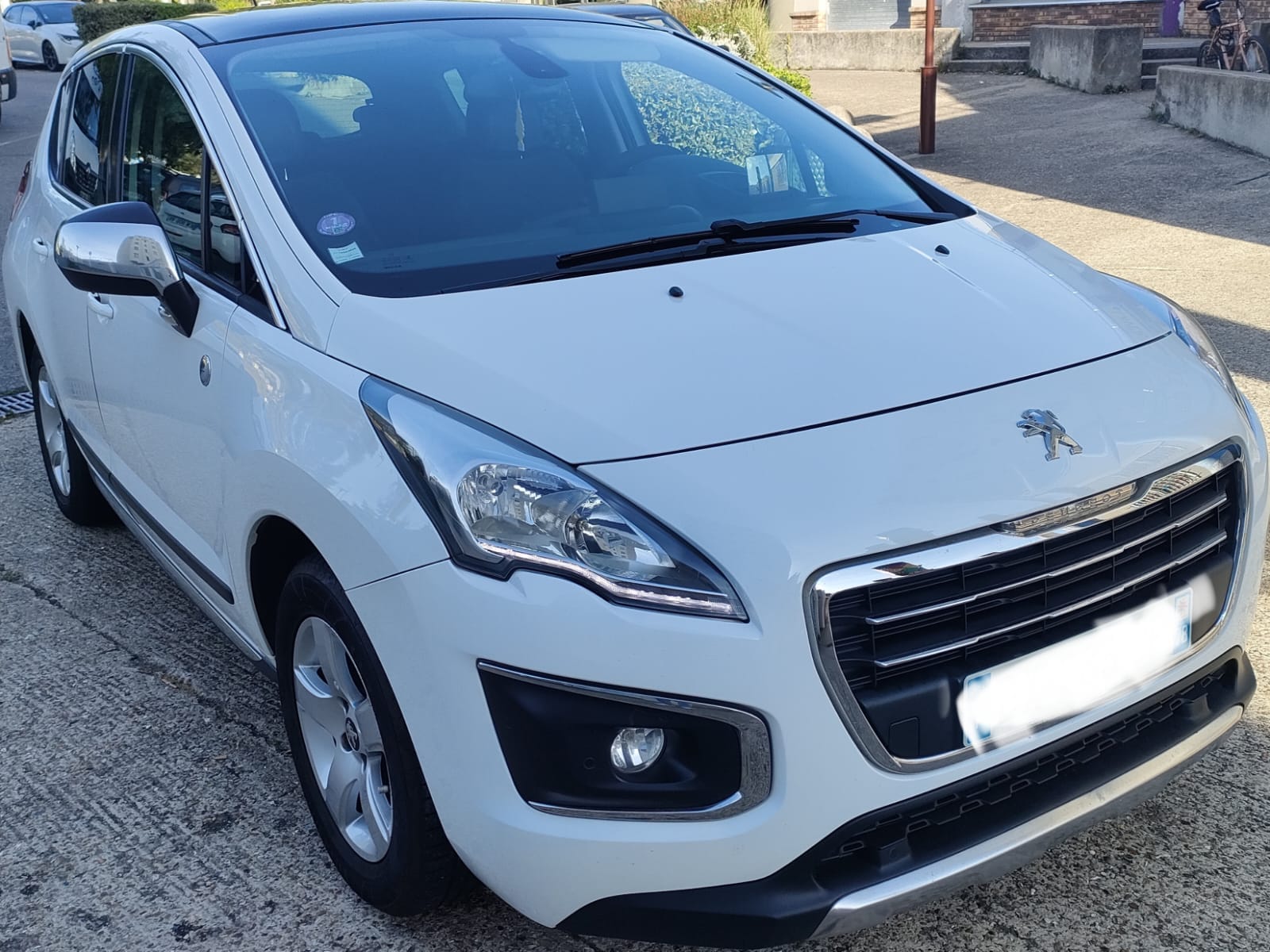 Peugeot 3008, 2015, Essence 95