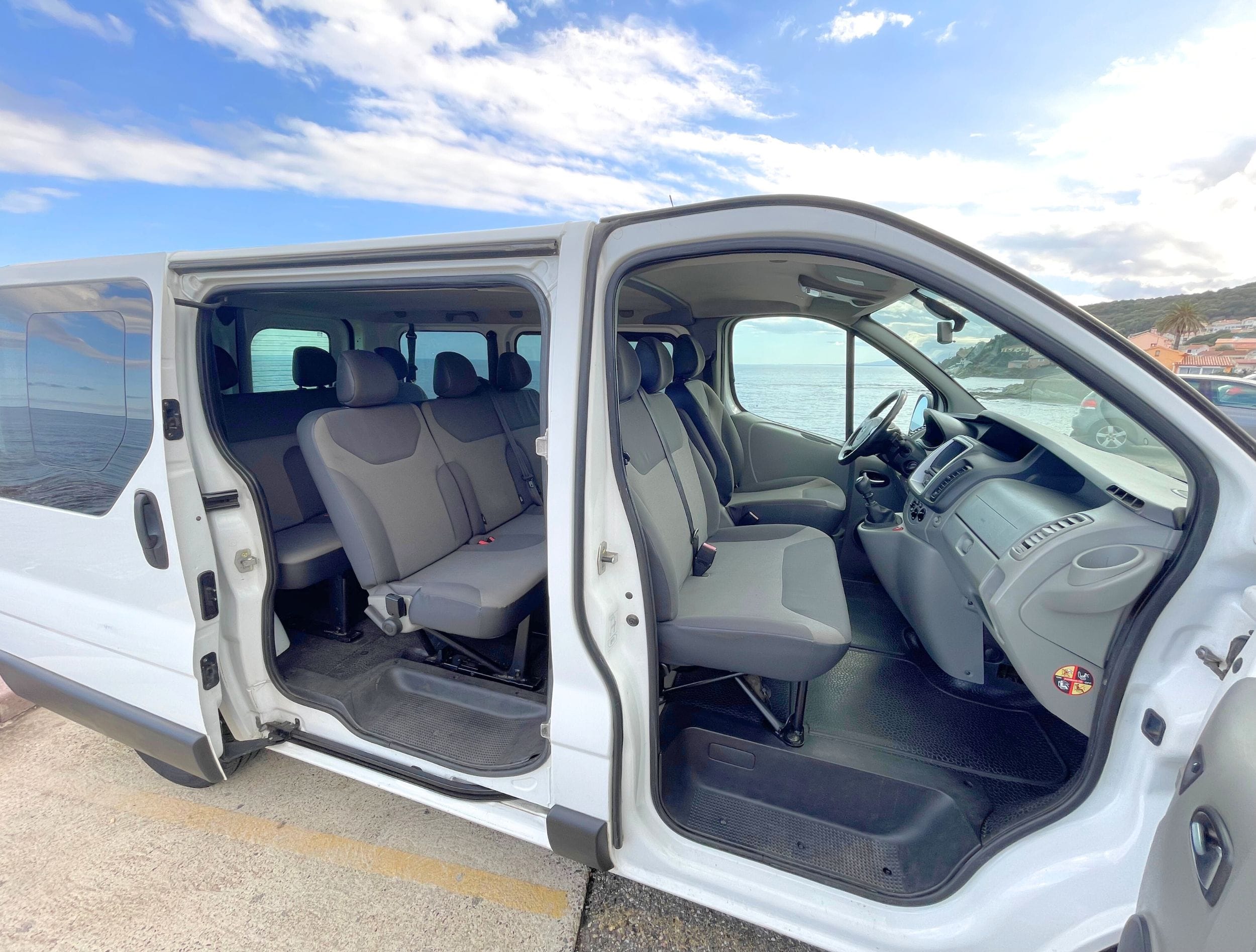 Renault Trafic Passenger avec Siège bébé