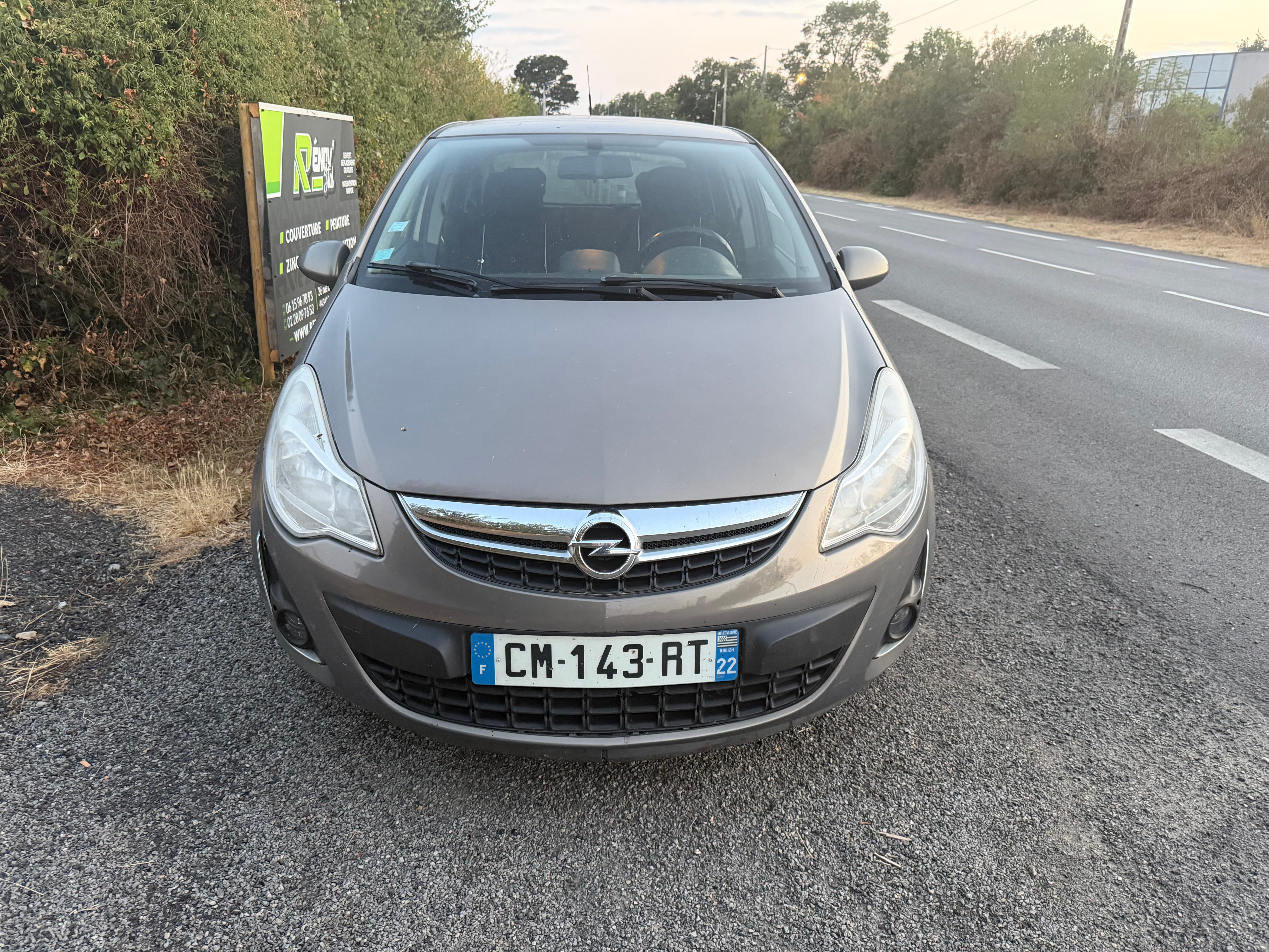 Opel Corsa 1.2 avec Caméra de recul