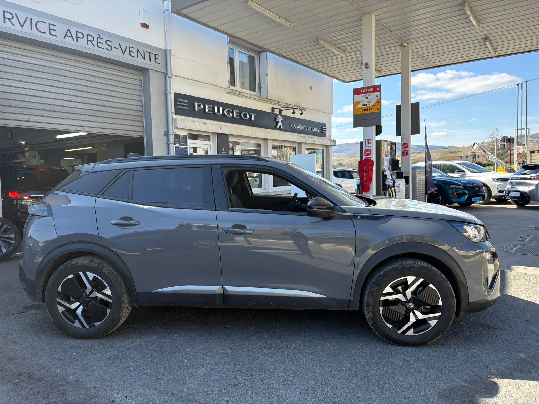 Peugeot 2008, 2025, Électrique, automatique