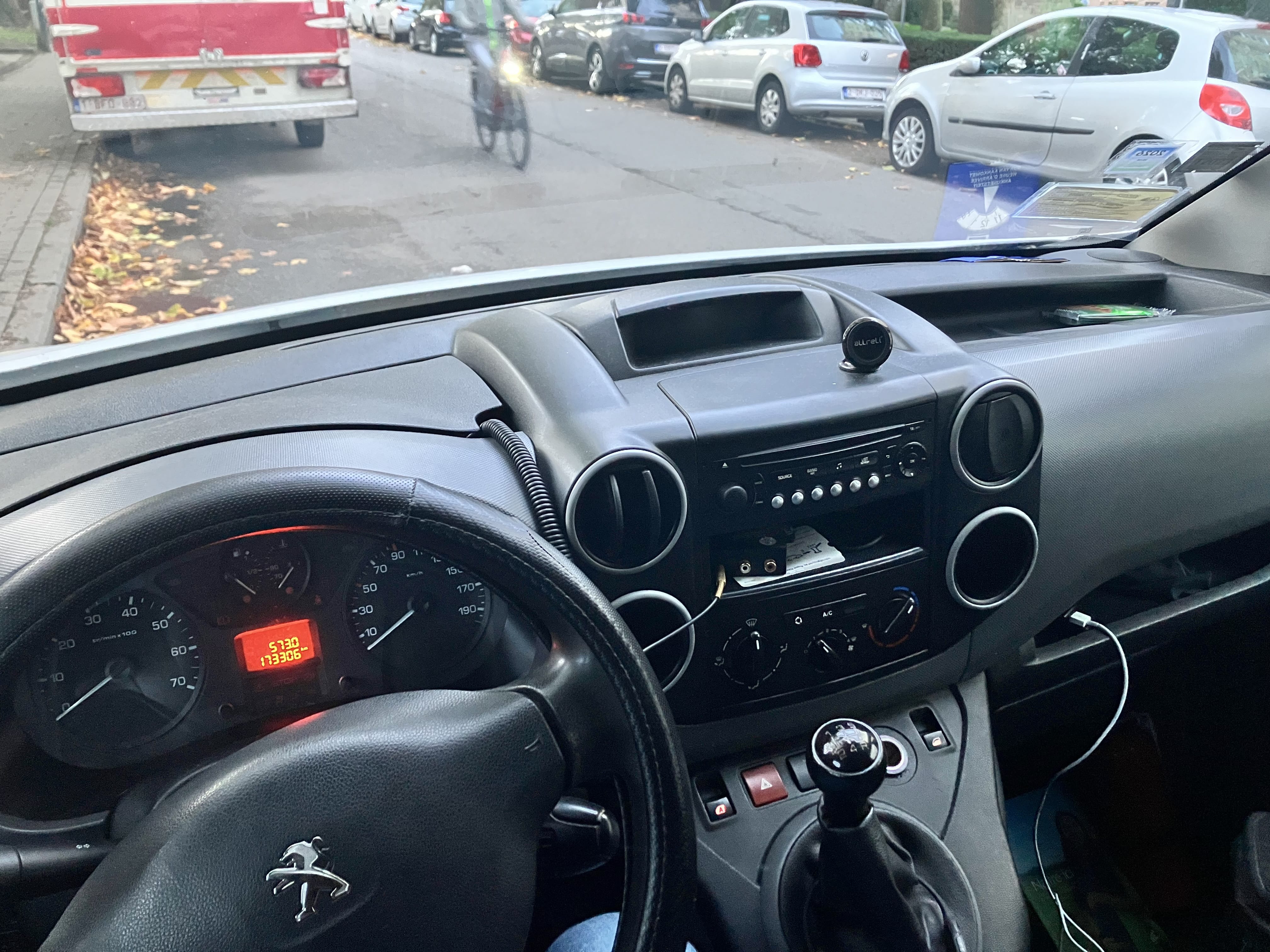 Peugeot Partner Fourgon avec Entrée audio / iPod