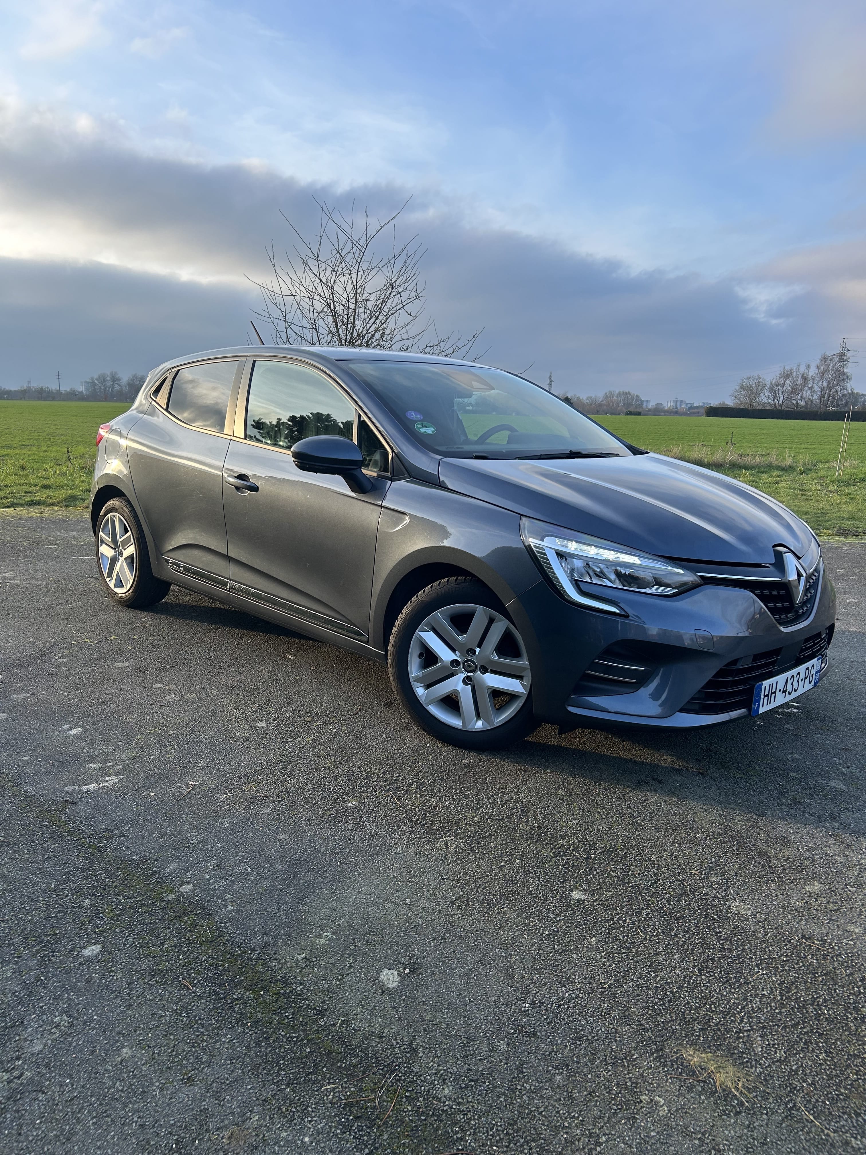 Renault Clio avec GPS