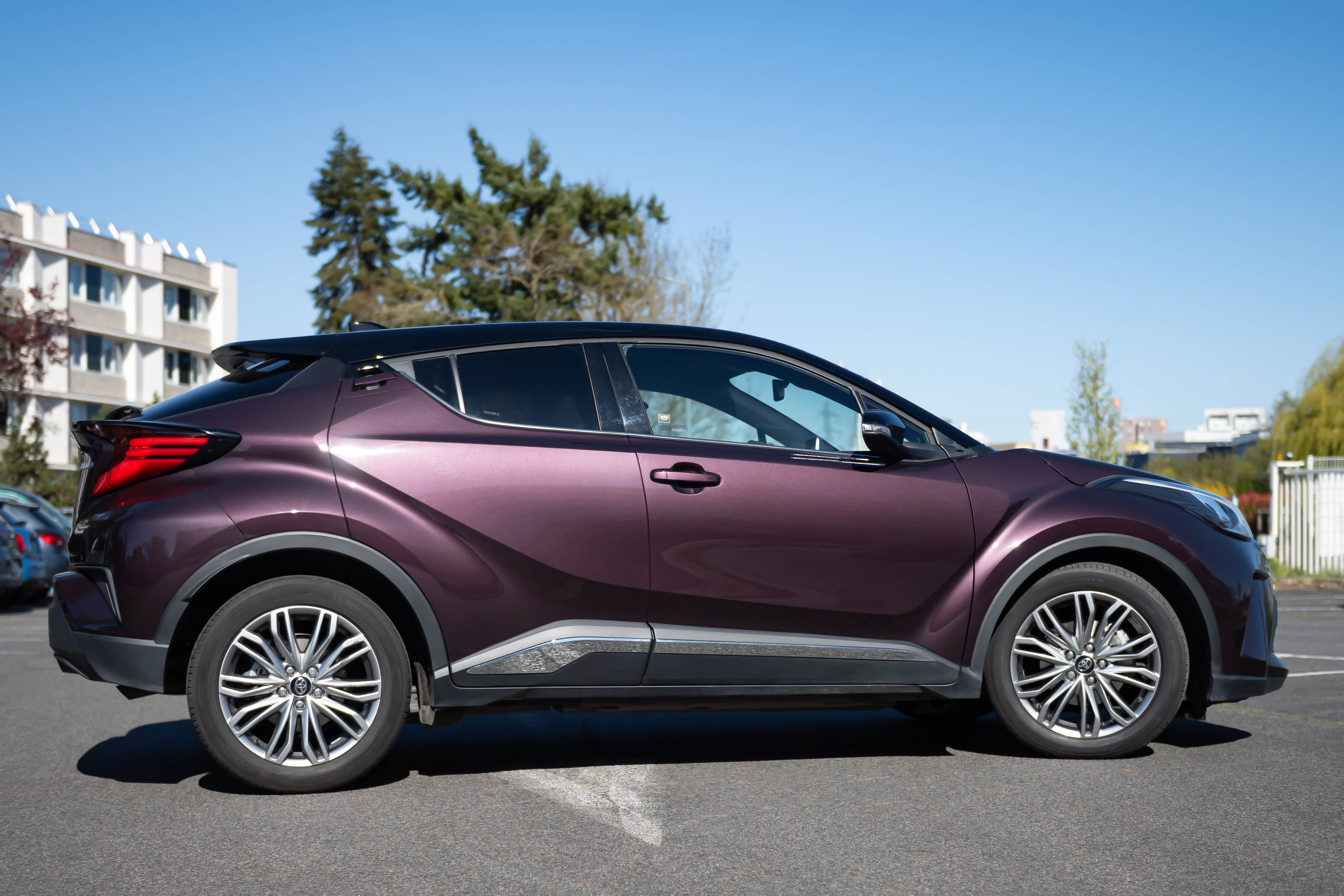 Toyota C-HR Hybrid avec Climatisation