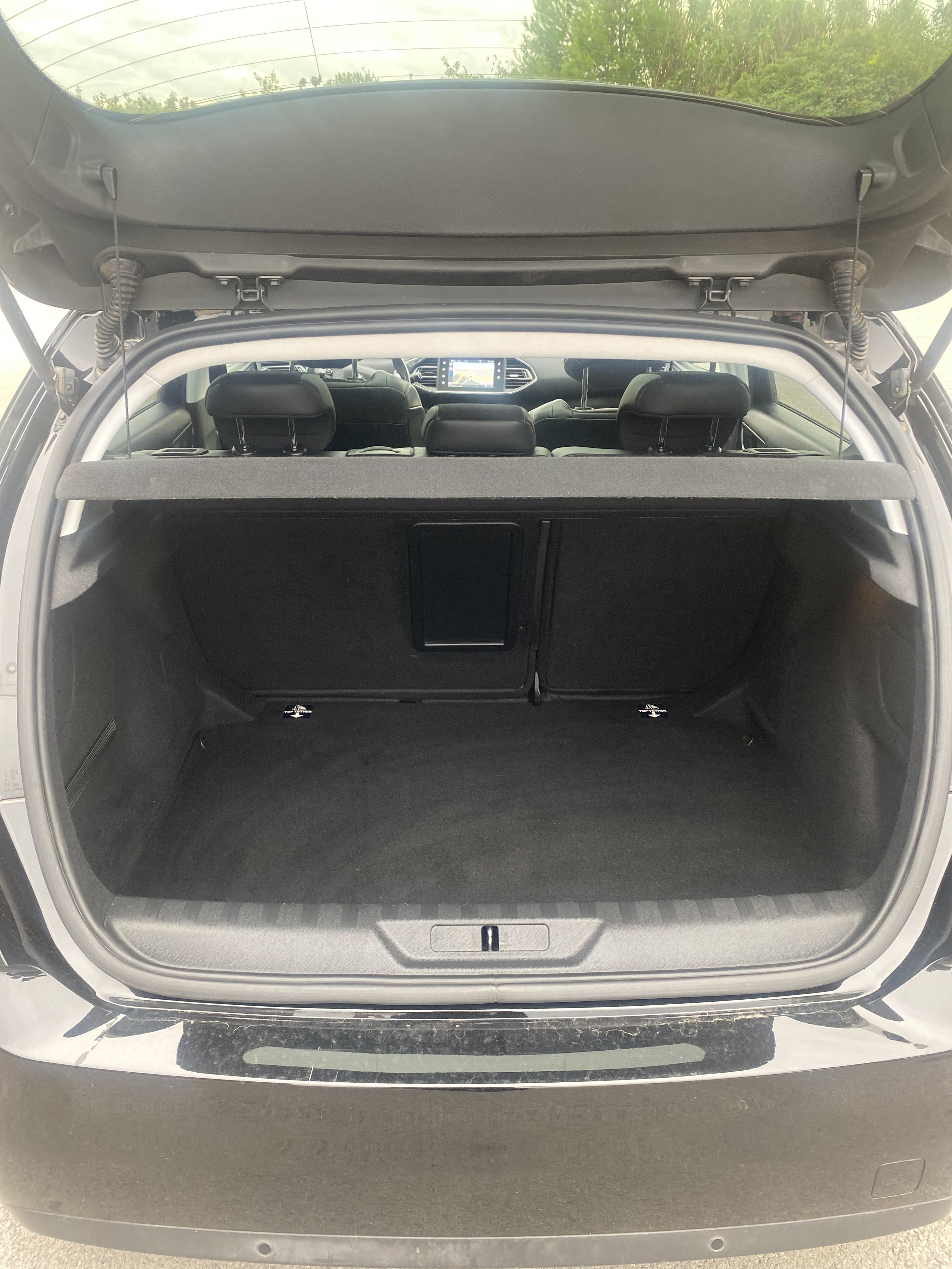 Peugeot 308 130 féline avec Audio Bluetooth