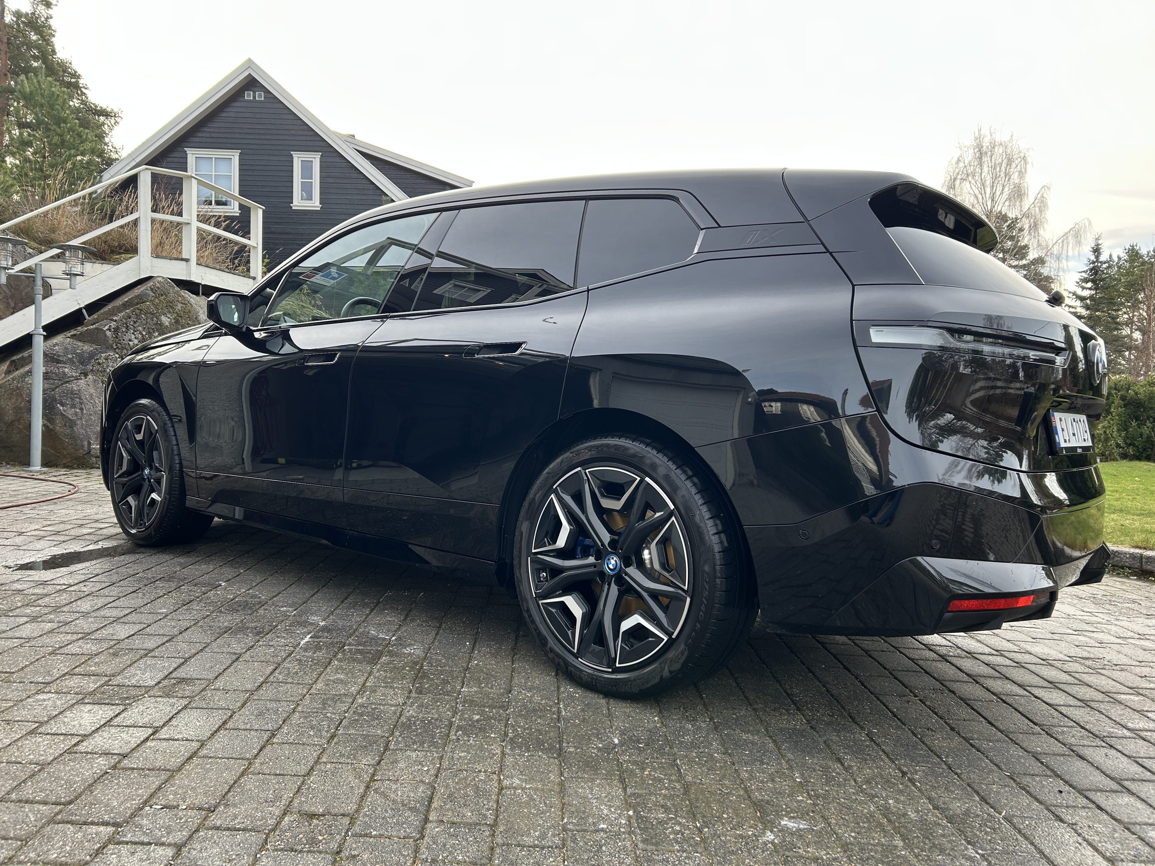 BMW iX xDrive50 med Aircondition