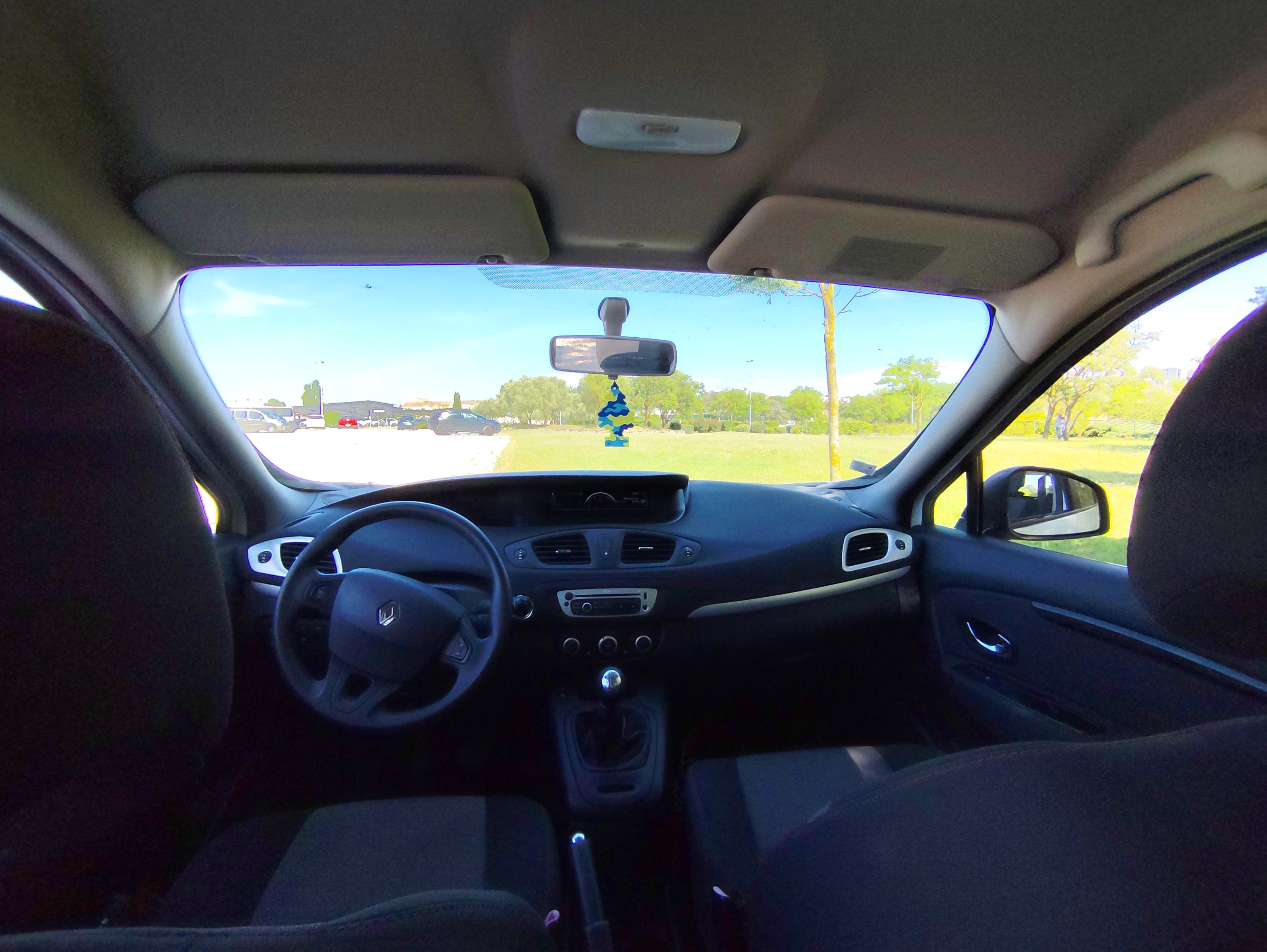 Renault Scenic avec Siège bébé