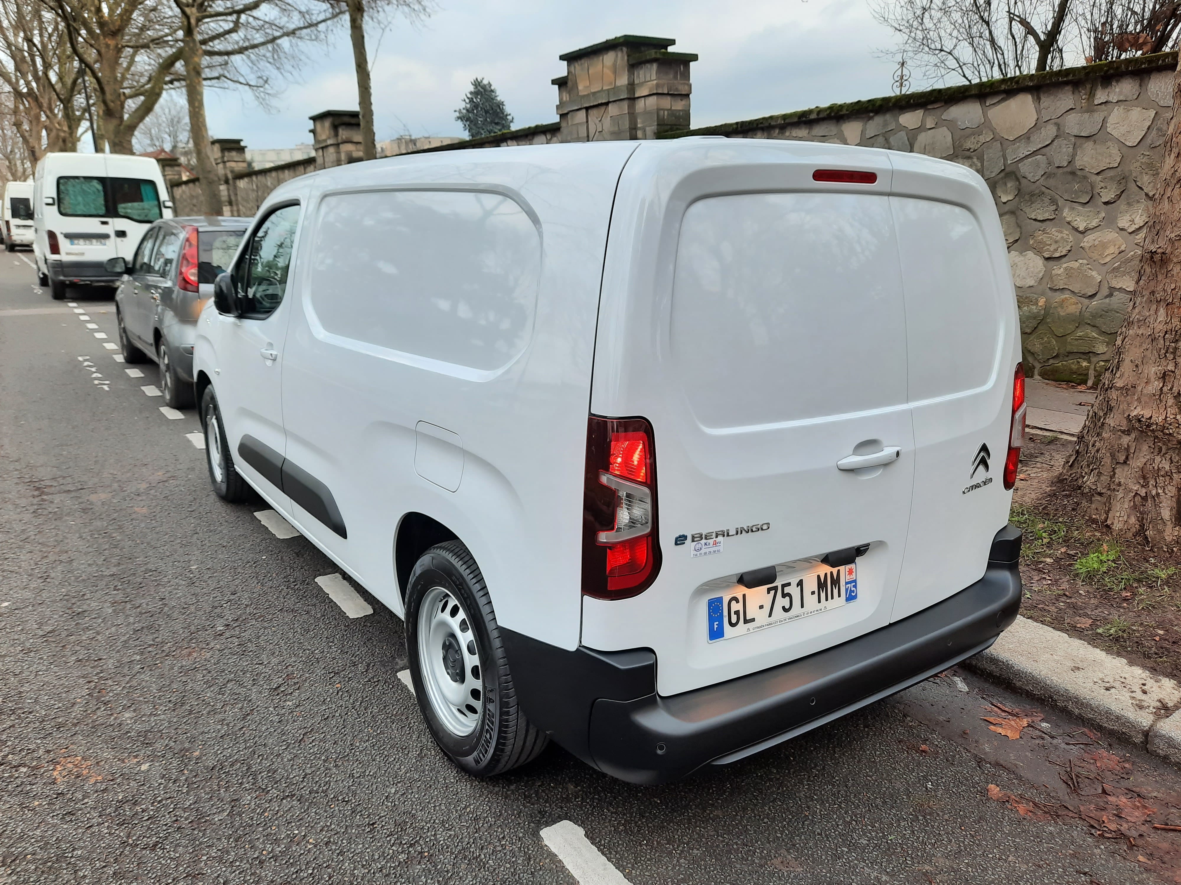Citroen Berlingo XL 2023 ELECTRIQUE 50 Kwh avec Audio Bluetooth