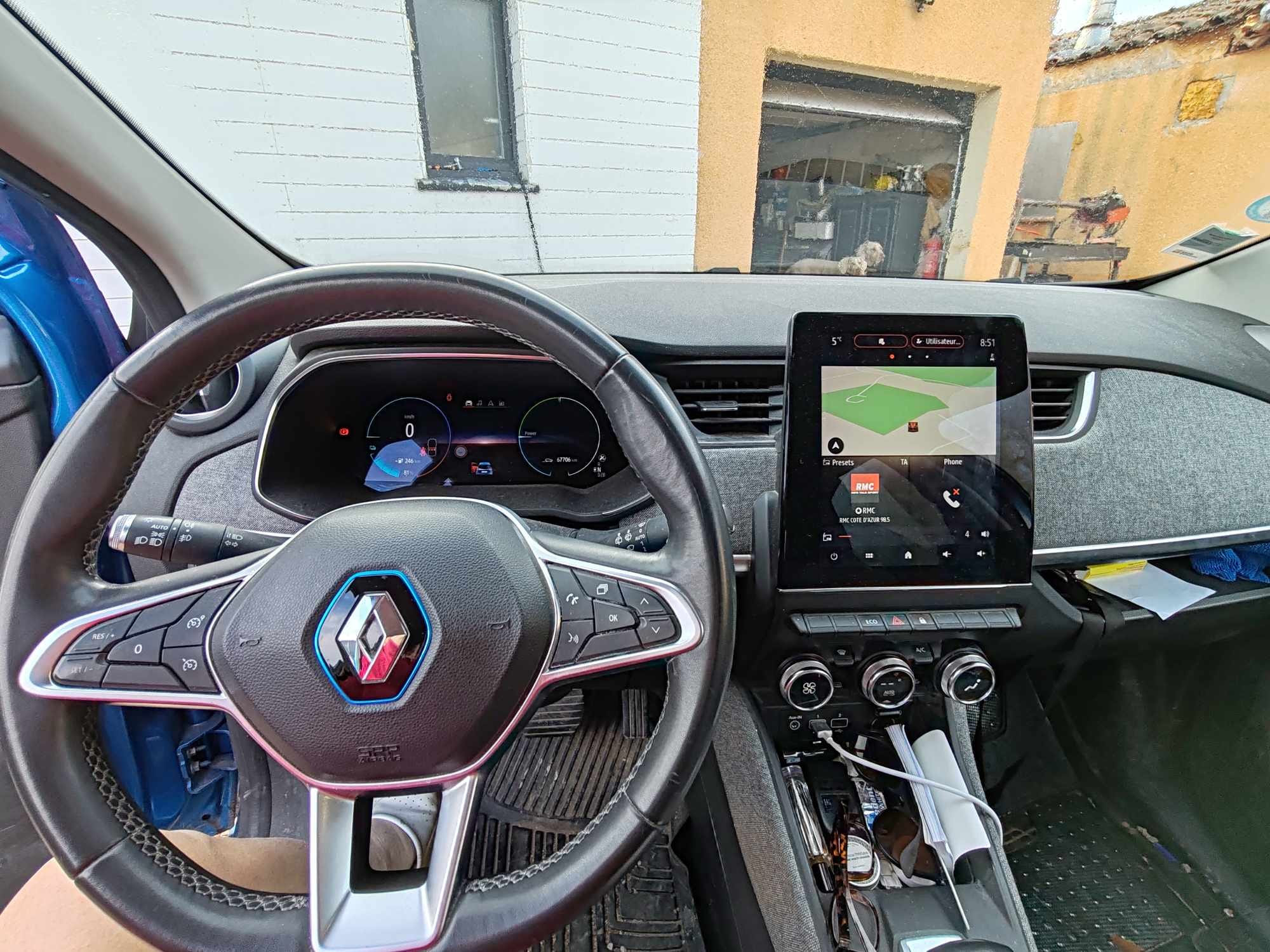 Renault ZOE avec GPS
