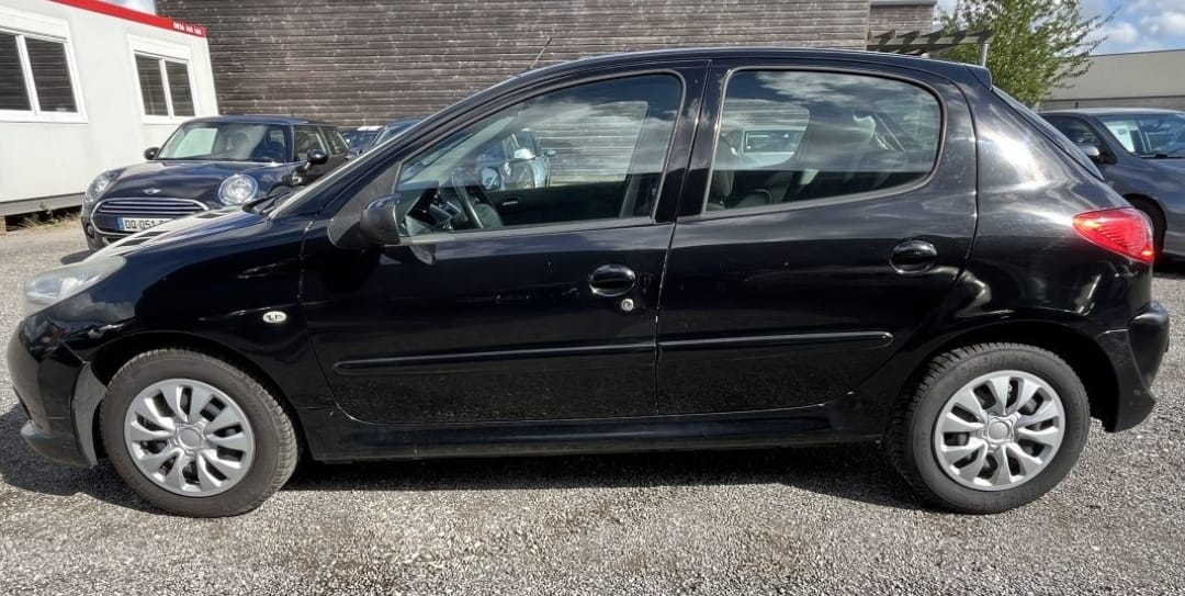 Peugeot 206+, 2011, Essence 98