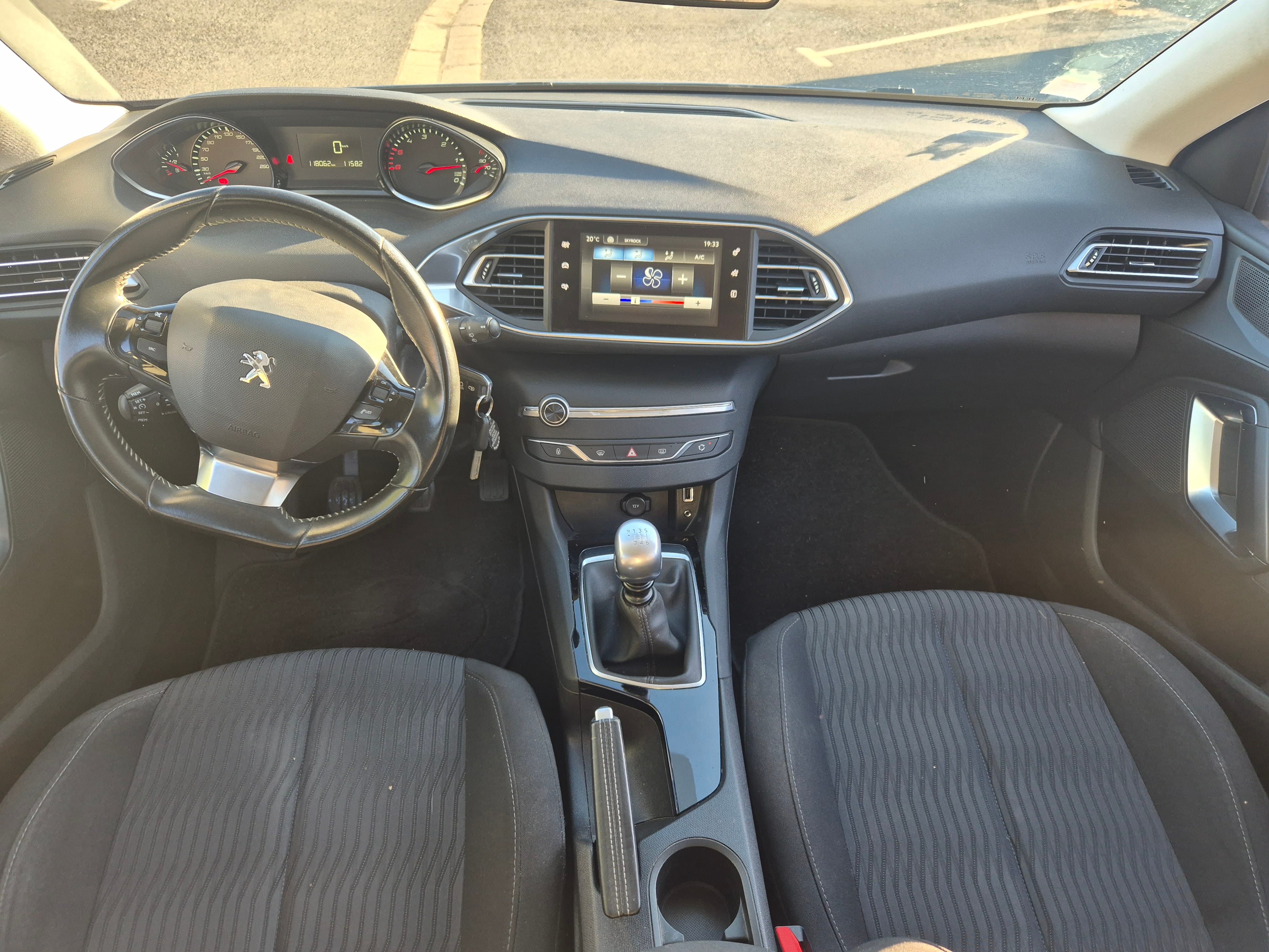 Peugeot 308 SW avec Port USB
