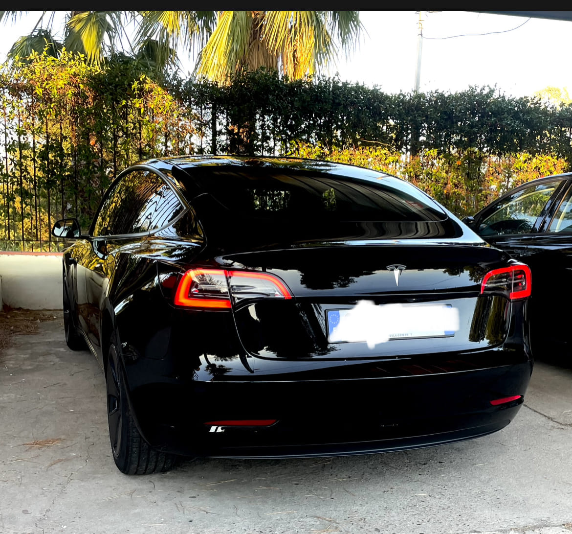 Tesla Model 3 Long Range avec GPS