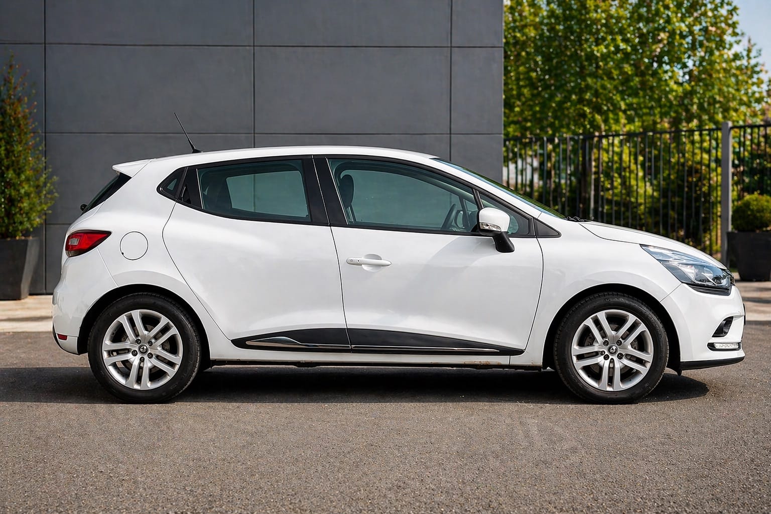 Renault Clio IV 1.5 DCI 90 ENERGY BUSINESS ECO2 avec Climatisation