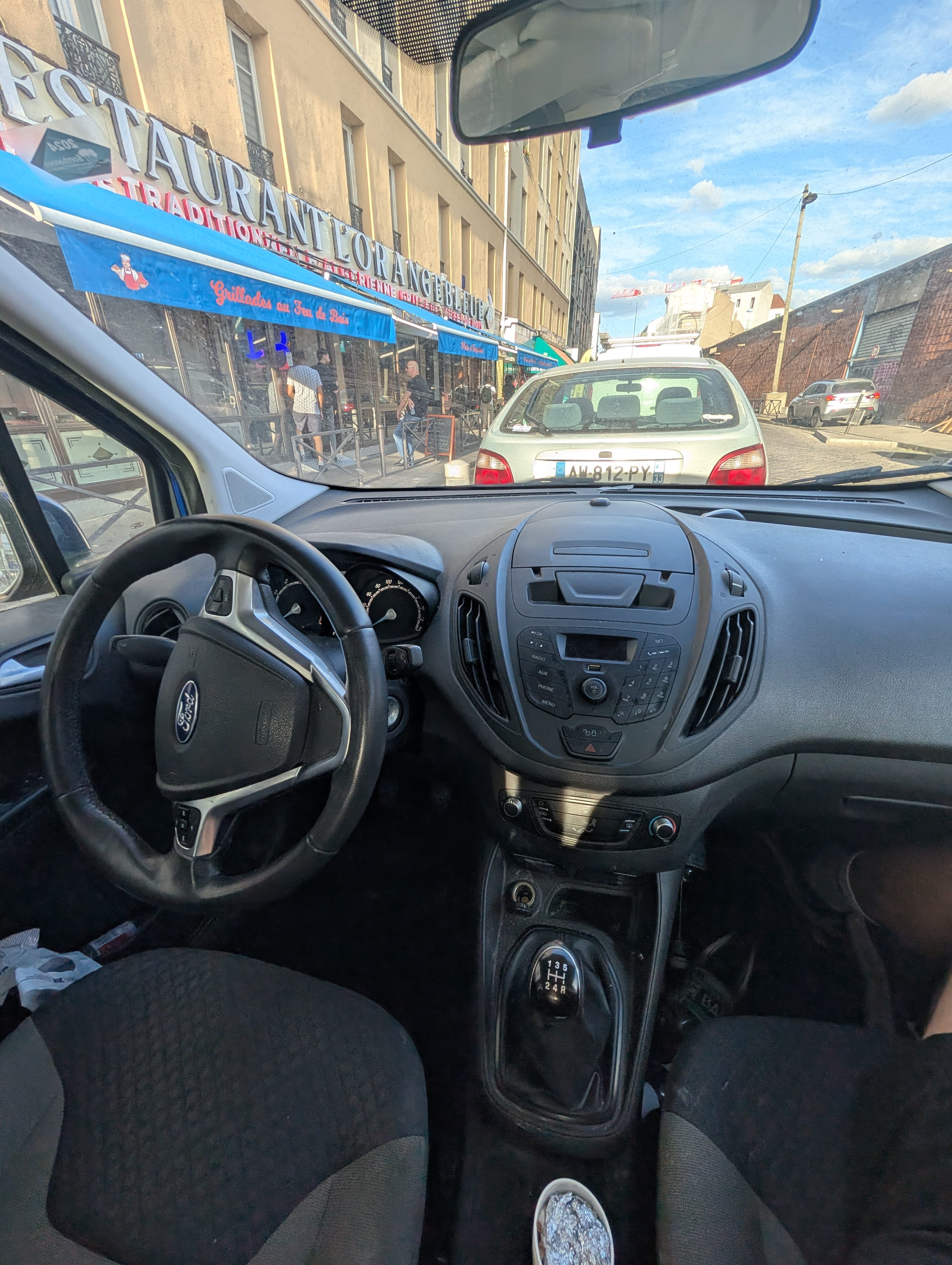Ford Tourneo Courier avec Pneus neige