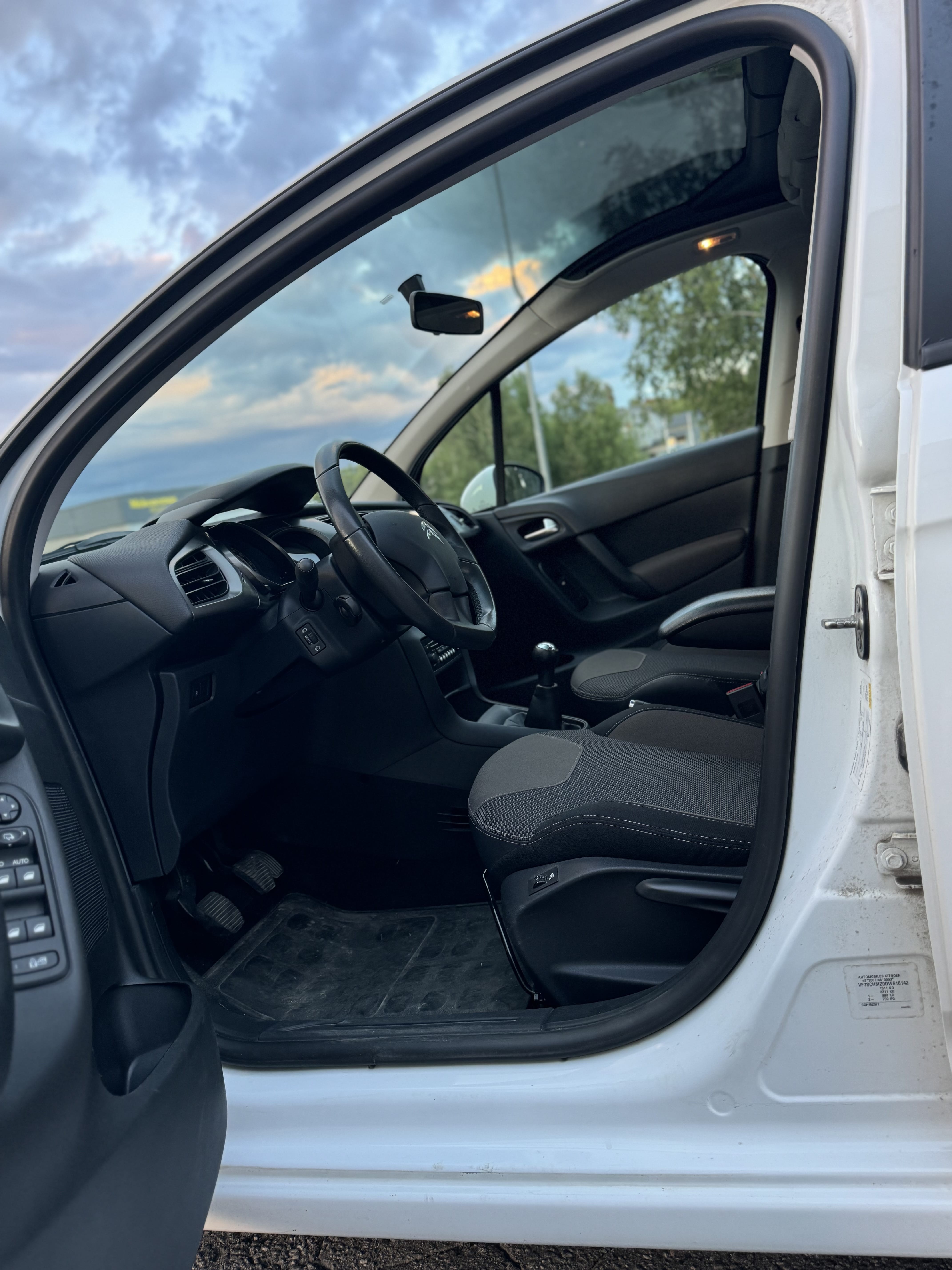 Citroen C3 med Babysete