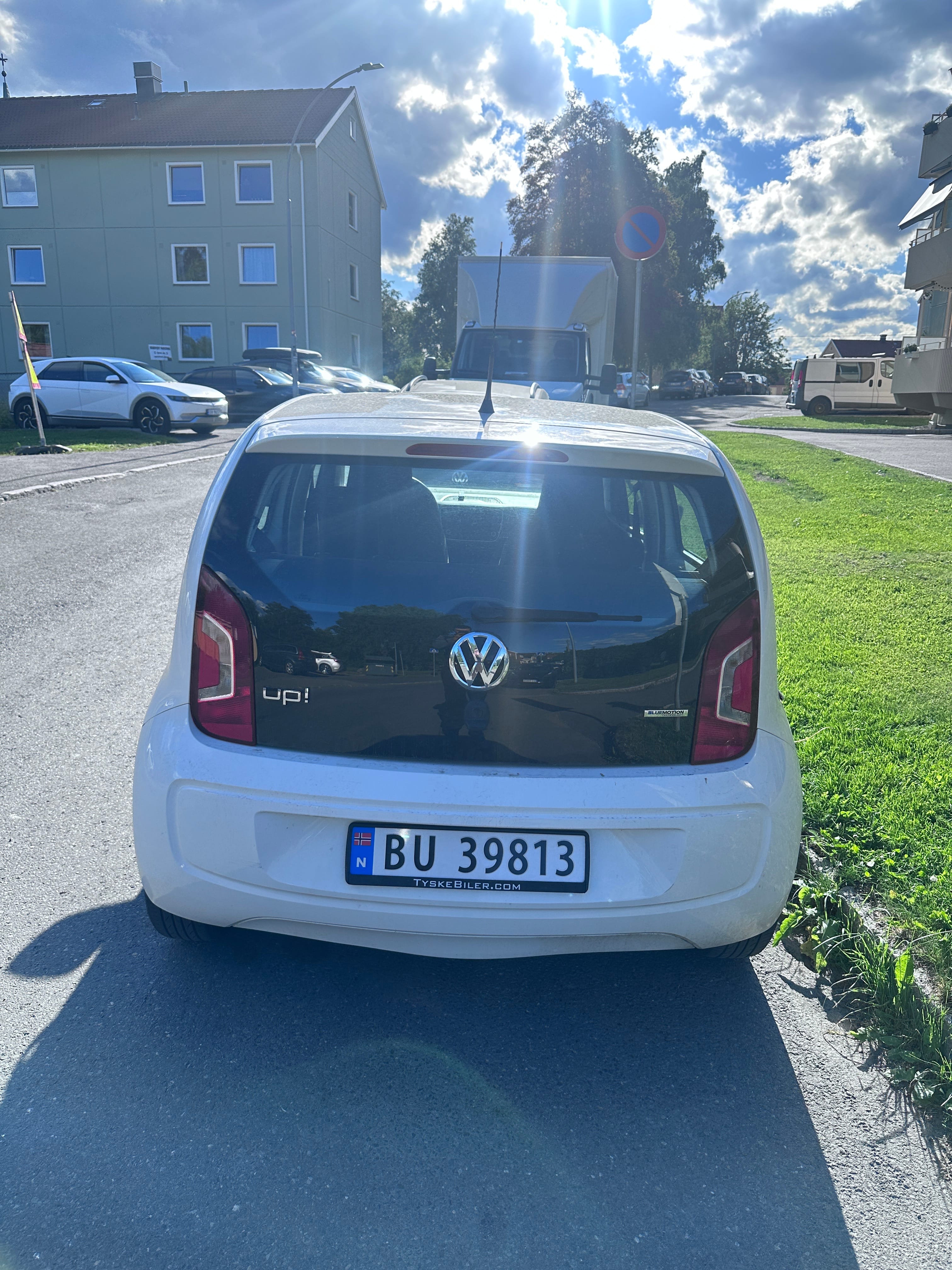 Volkswagen Up! mit Kindersitz
